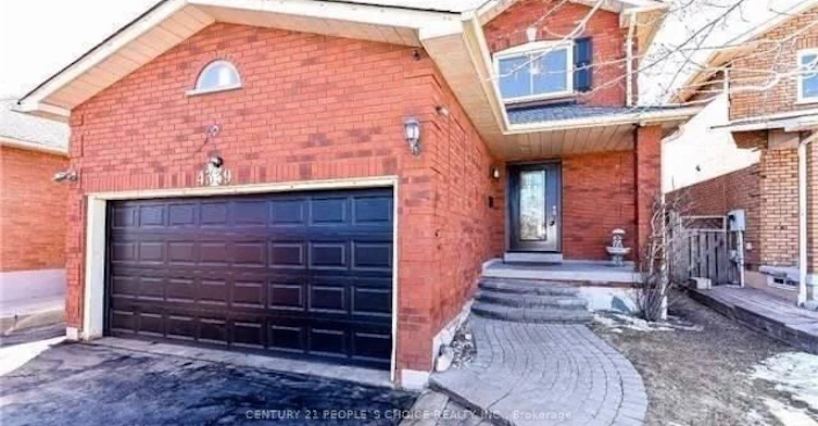 4339 Radisson(basement) Crescent W, Mississauga, ON, L5M 4C2