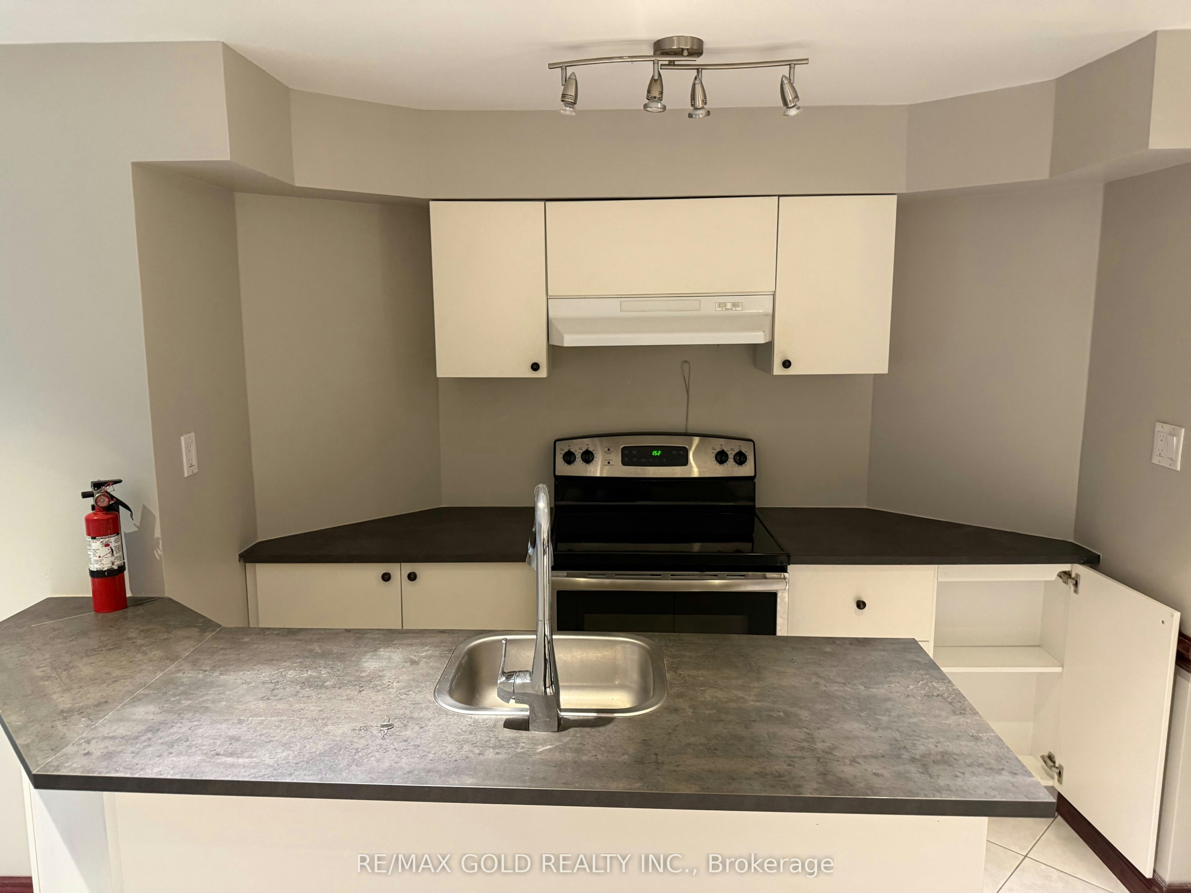 Basement-41 Mountainberry Road, Brampton, ON, L6R 1J3 - 3
