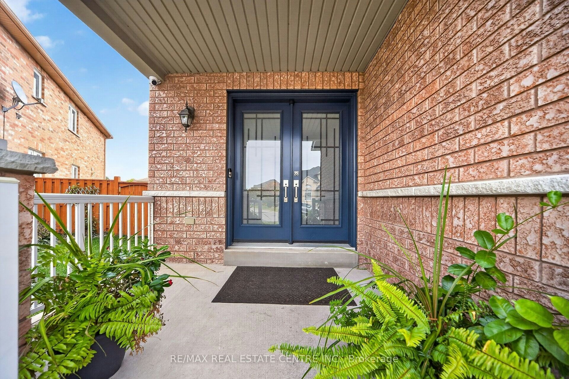 21 River Heights Drive, Brampton, ON, L6P 2M9 - 4