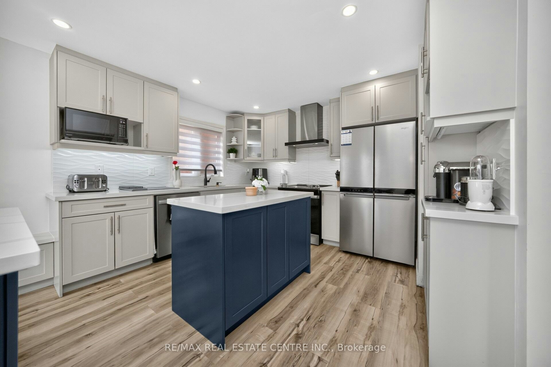 21 River Heights Drive, Brampton, ON, L6P 2M9 - 14