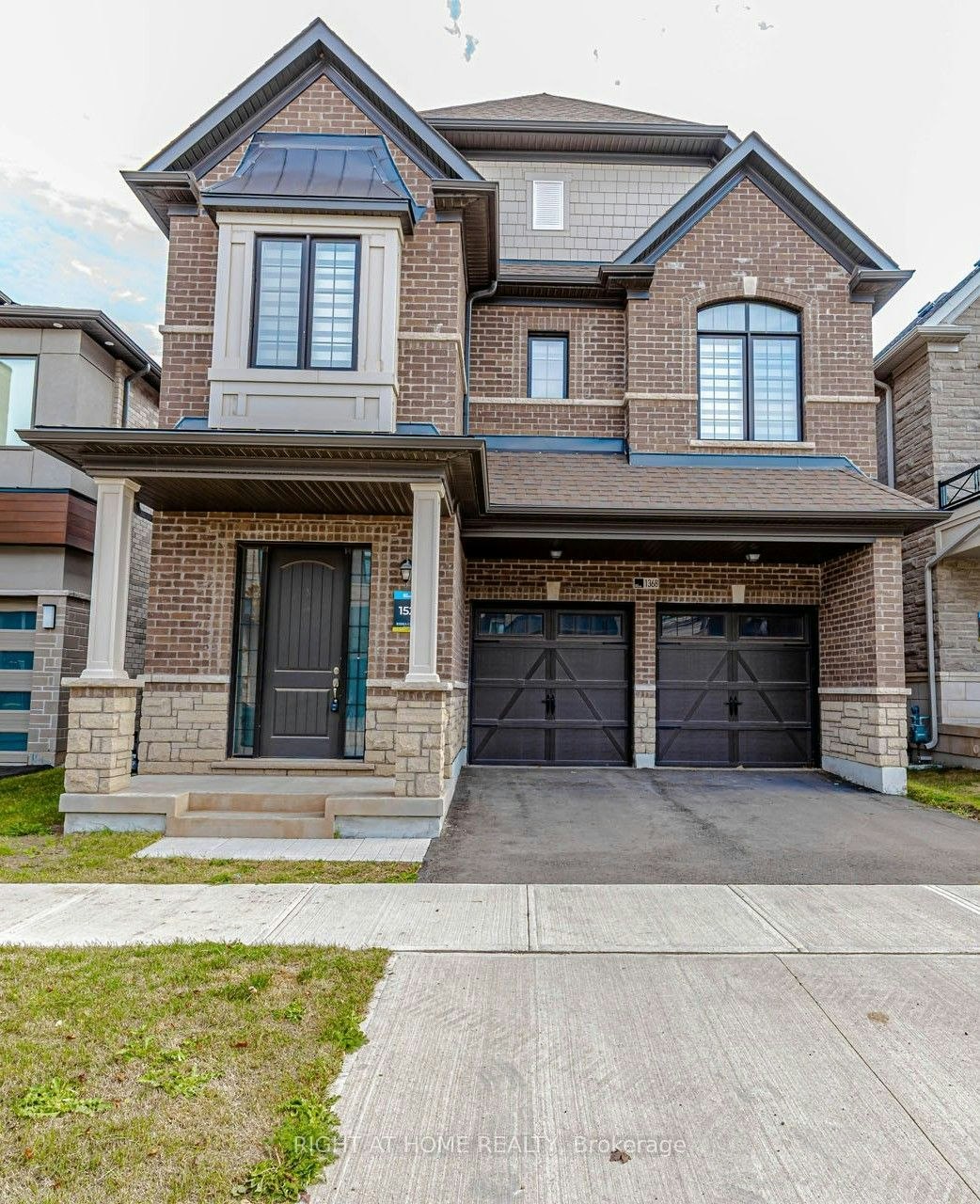 1368 Peony Path E, Oakville, ON, L6H 7Z7