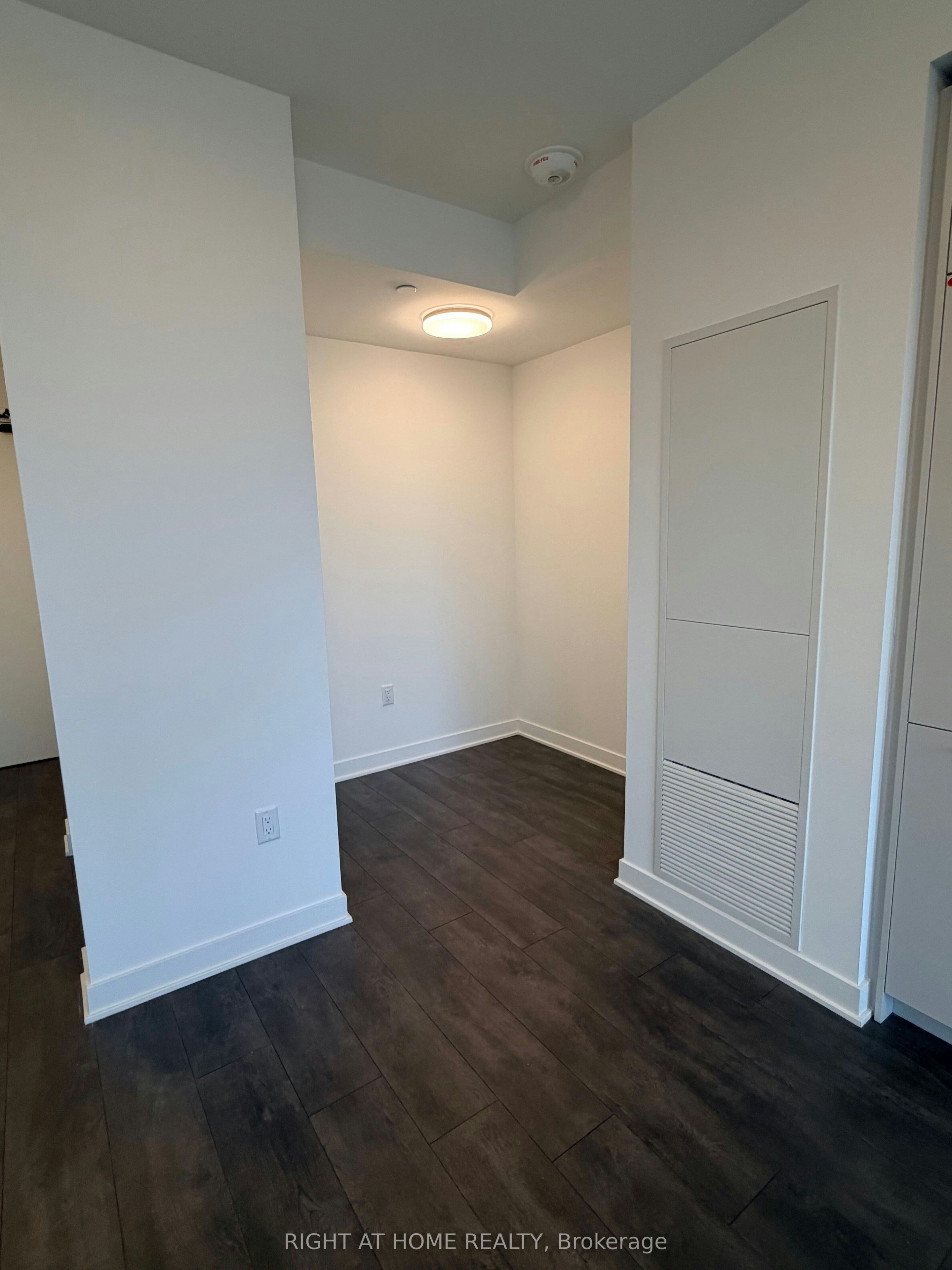2611-1185 Dupont Street, Toronto, ON, M6H 0G5 - 6