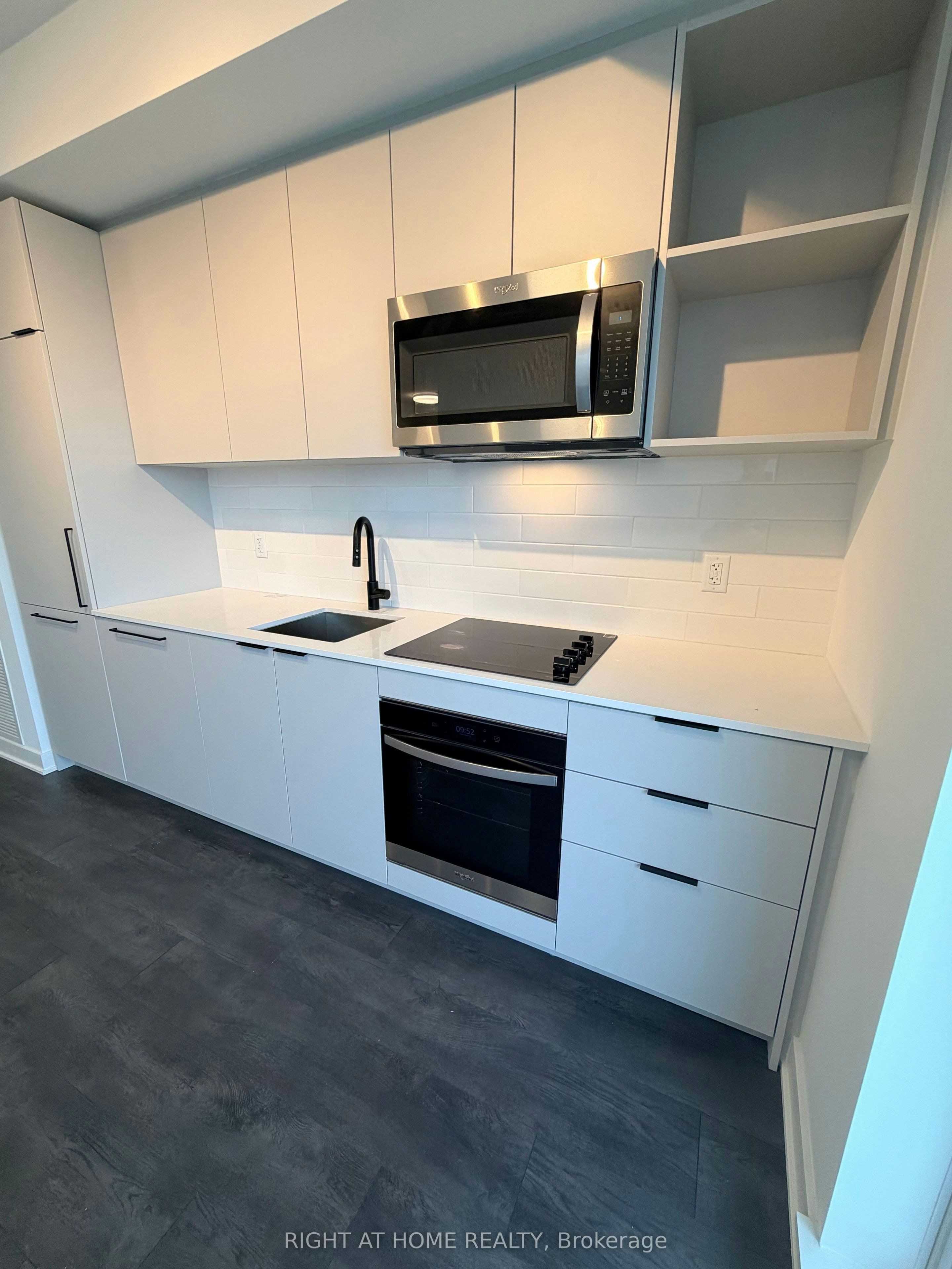 2611-1185 Dupont Street, Toronto, ON, M6H 0G5 - 4