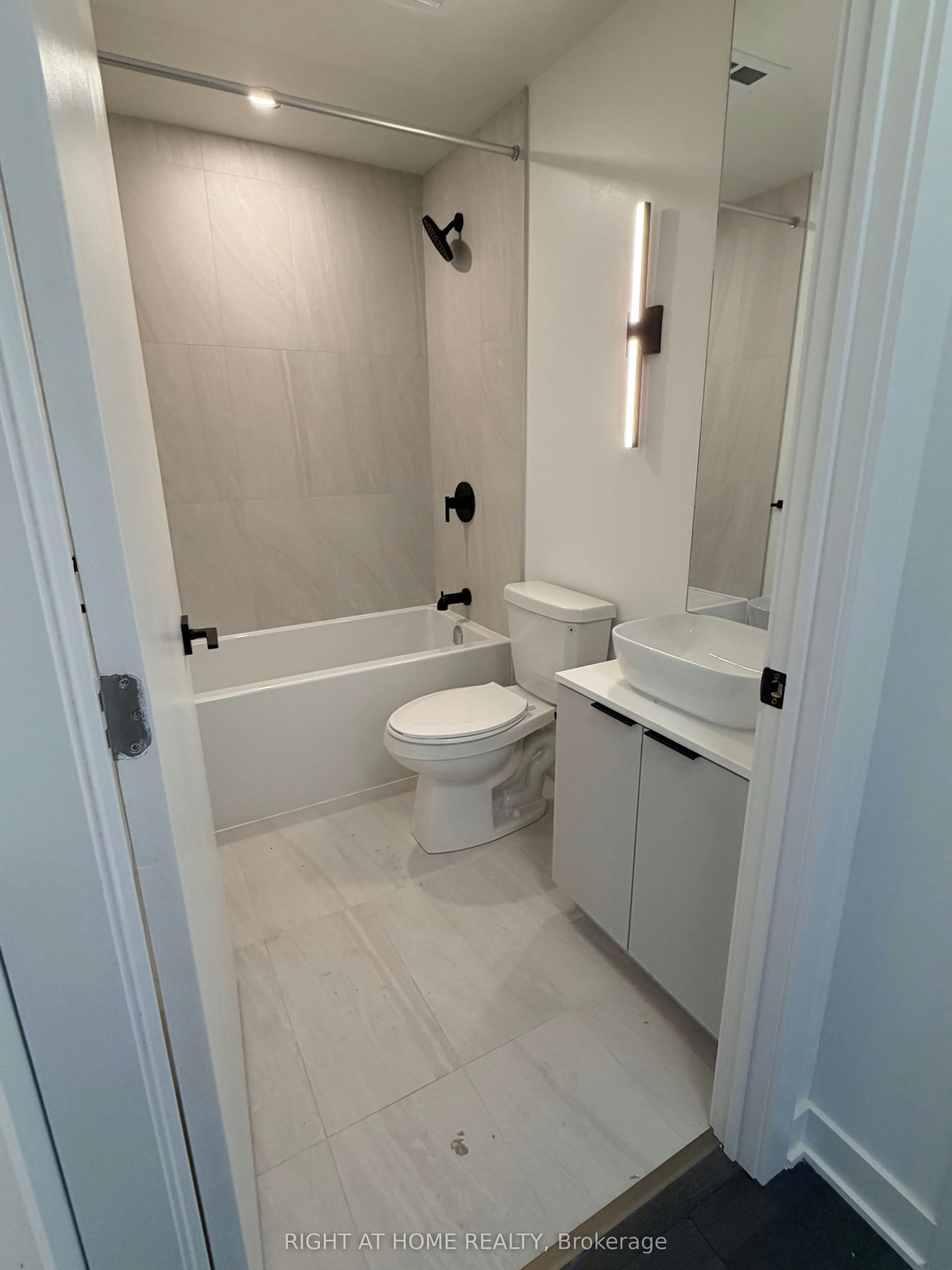2611-1185 Dupont Street, Toronto, ON, M6H 0G5 - 11