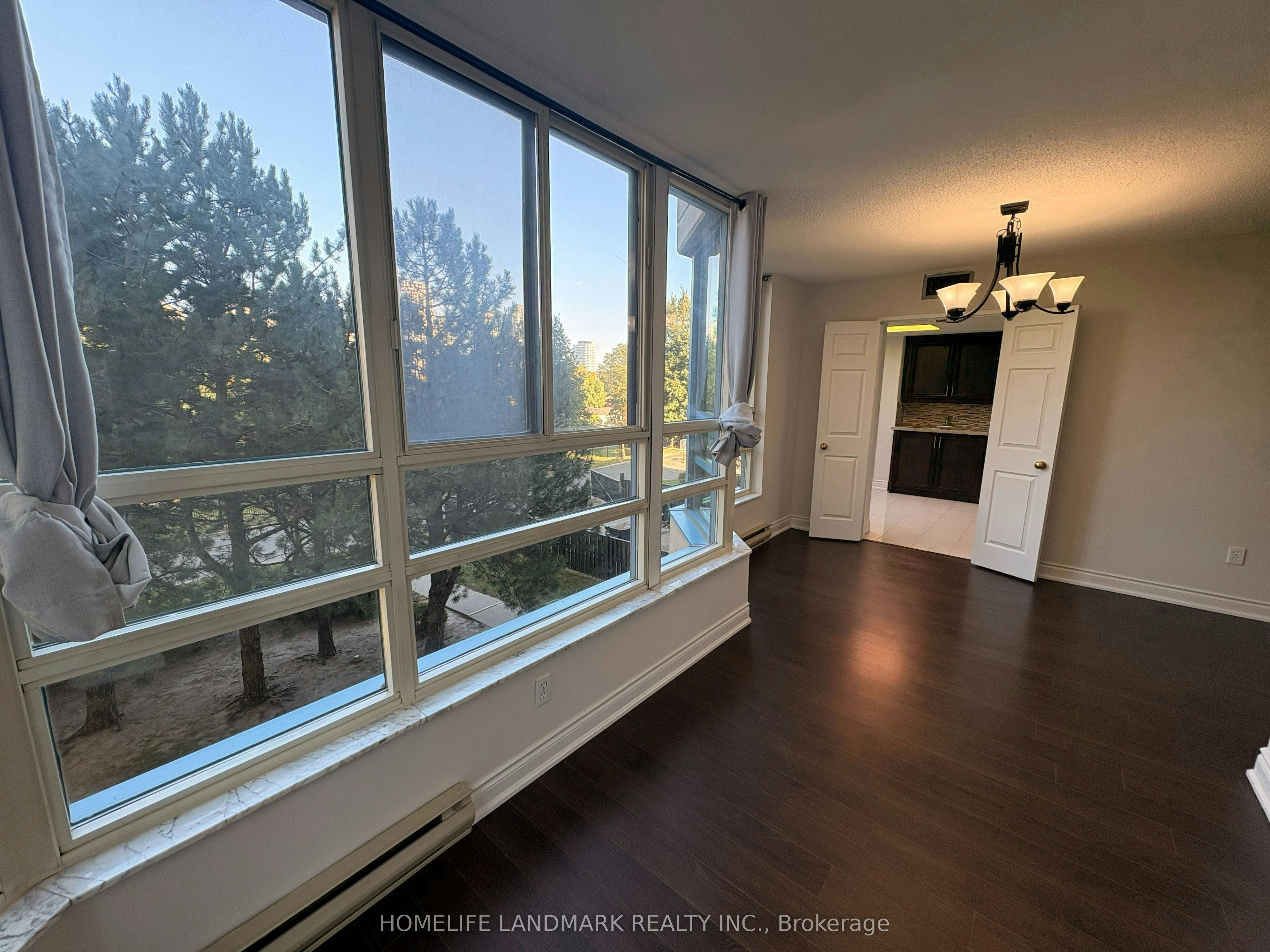 315-250 Webb Drive, Mississauga, ON, L5B 3Z4 - 5