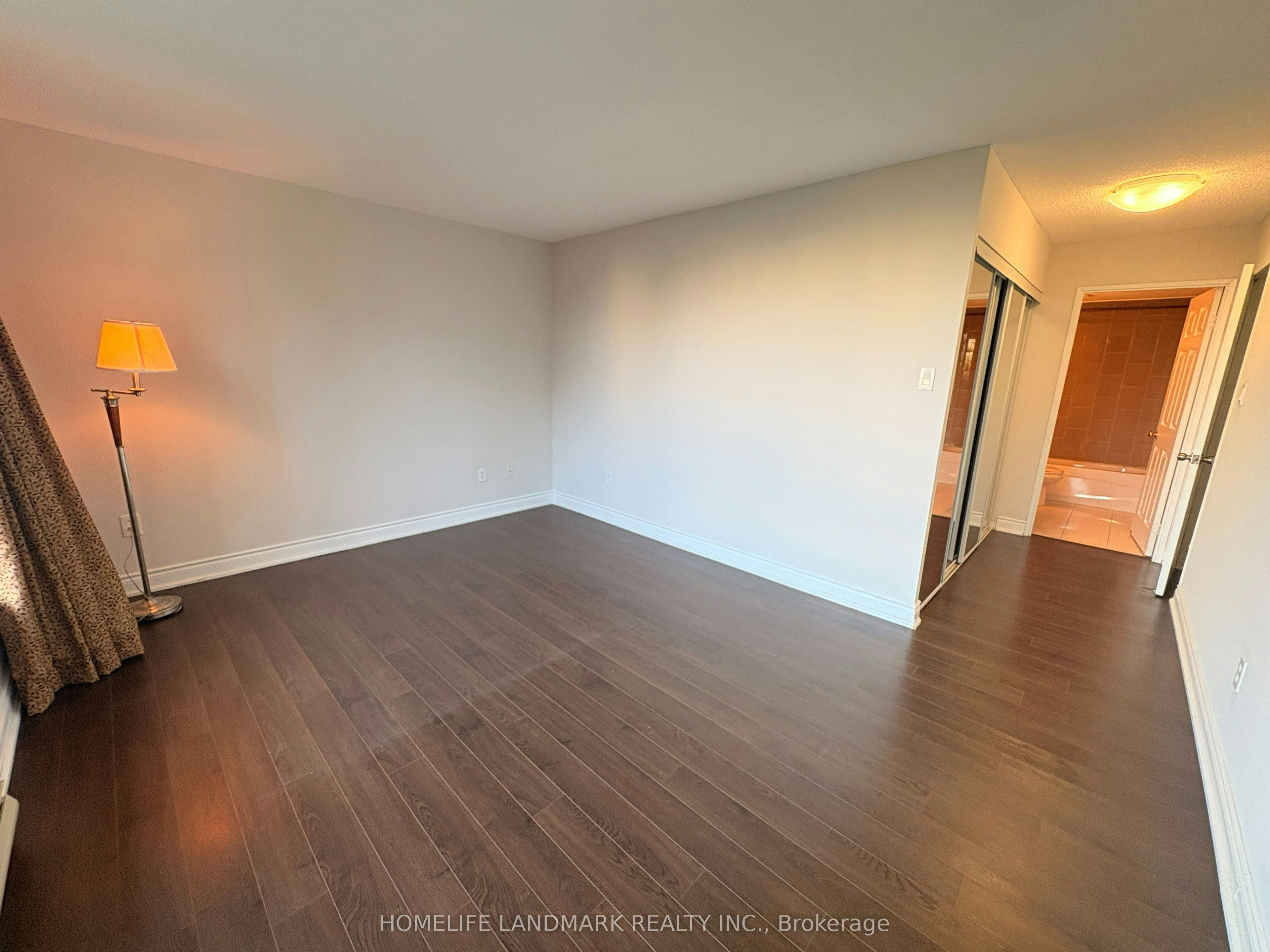 315-250 Webb Drive, Mississauga, ON, L5B 3Z4 - 10