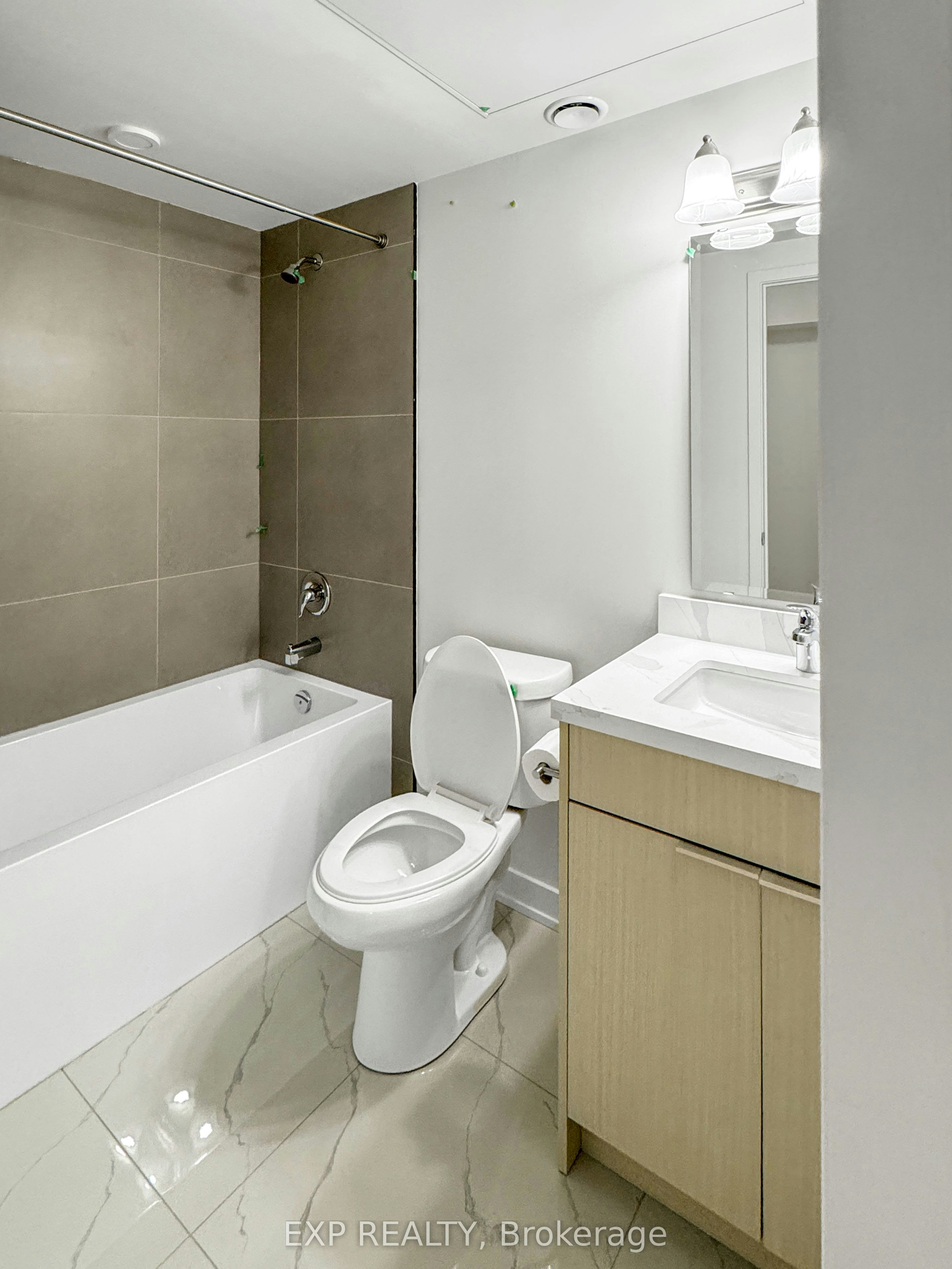 913-2825 Jane Street, Toronto, ON, M3N 0A8 - 16