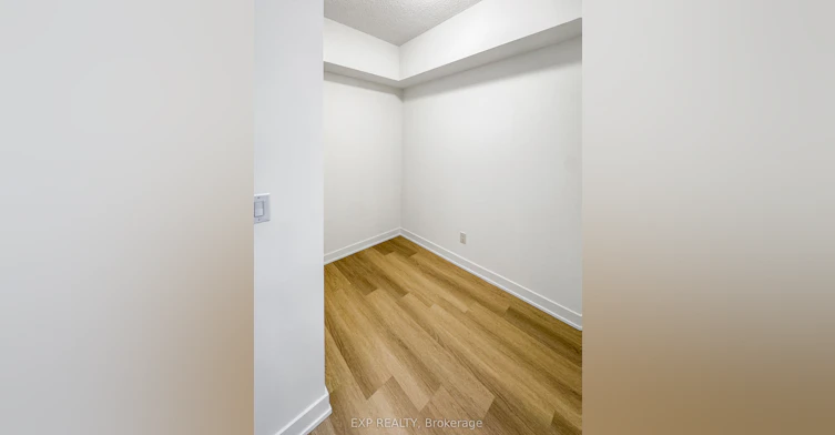 913-2825 Jane Street, Toronto, ON, M3N 0A8 - 13