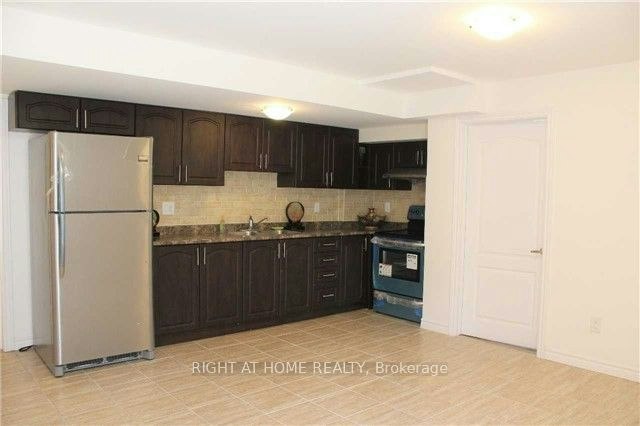 Basement Unit-19 Blazing Star Drive S, Brampton, ON, L6R 3E5 - 3