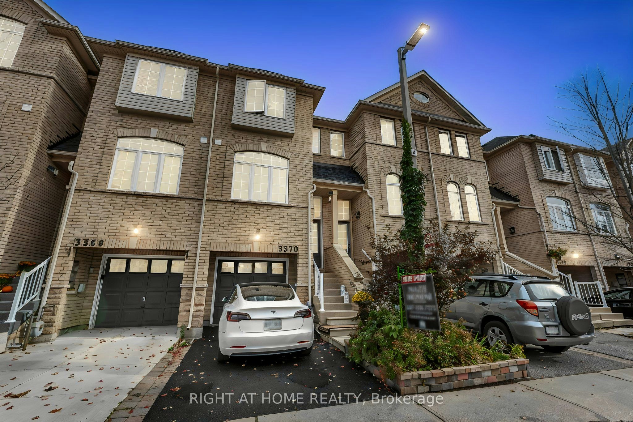 3370 Redpath Circle, Mississauga, ON, L5N 8R1