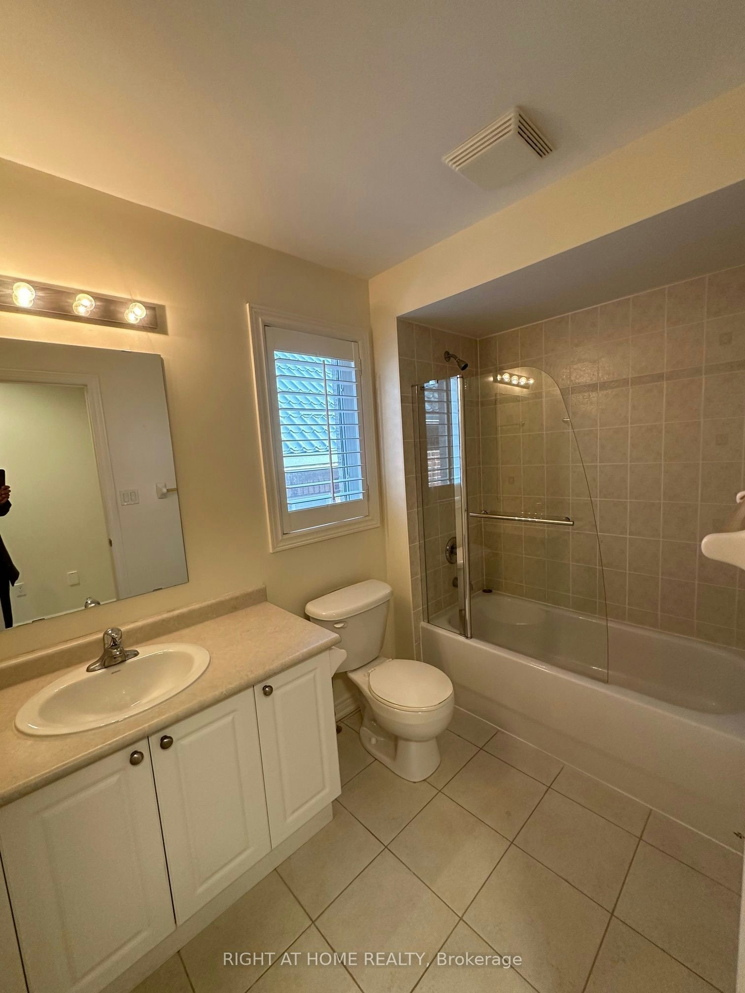 5133 Celebration Drive, Mississauga, ON, L5M 8B4 - 26