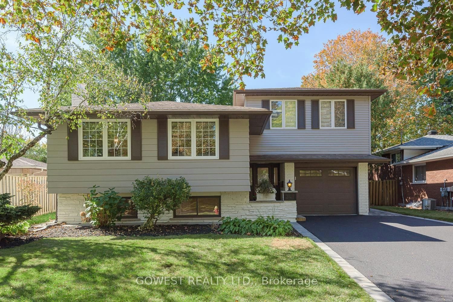 342 Bryant Crescent, Burlington, ON, L7L 3Z5