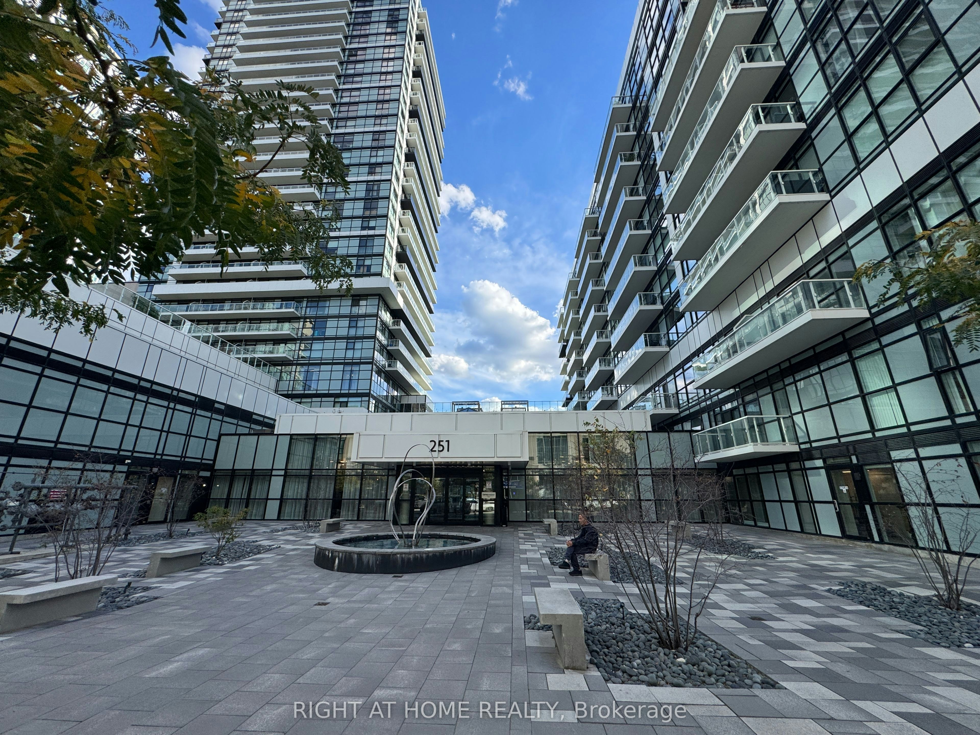 1411-251 Manitoba Street, Toronto, ON, M8Y 0C7 - 21