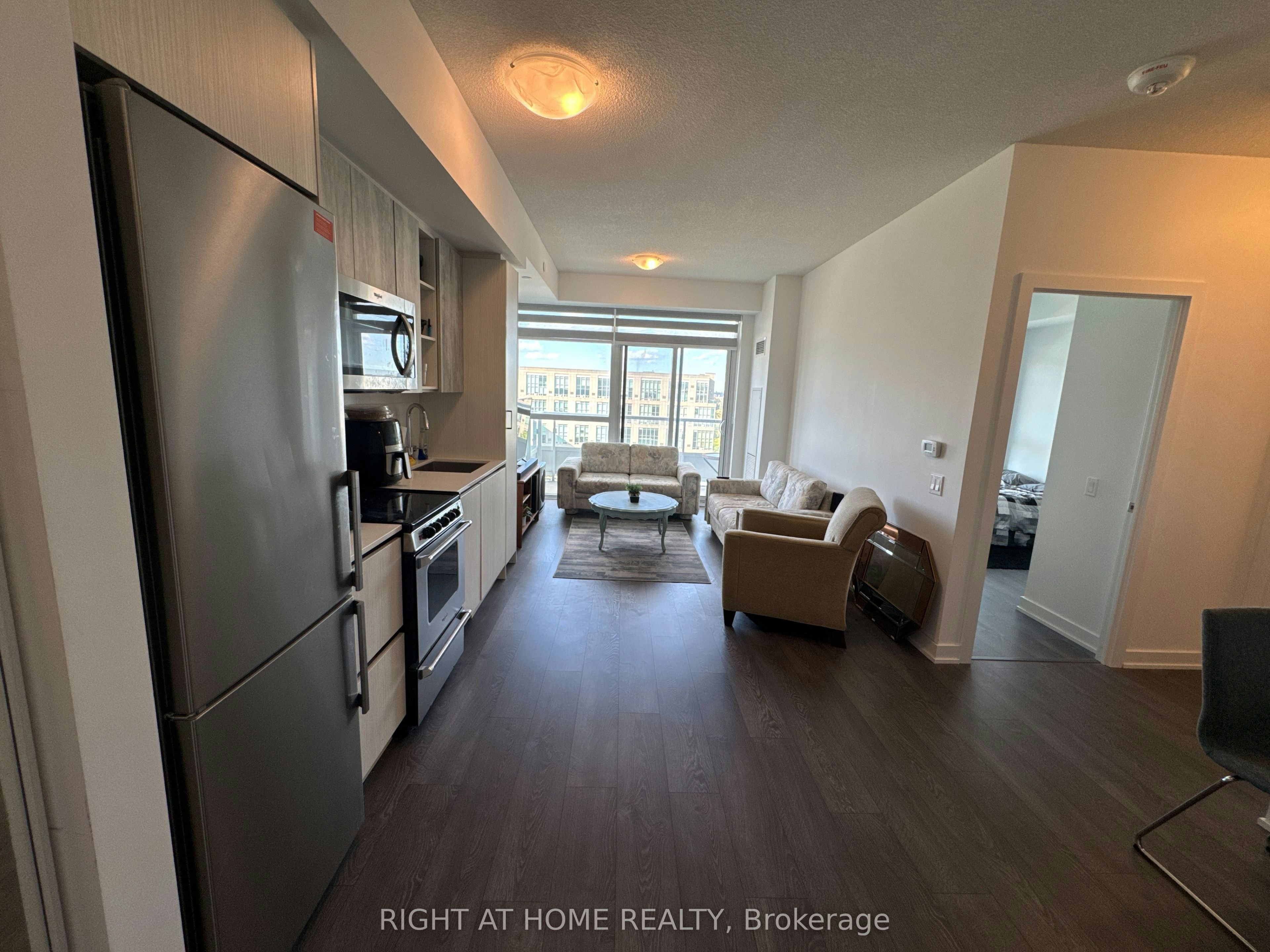 1411-251 Manitoba Street, Toronto, ON, M8Y 0C7 - 3