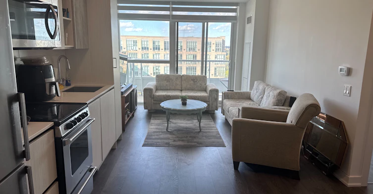 1411-251 Manitoba Street, Toronto, ON, M8Y 0C7 - 2