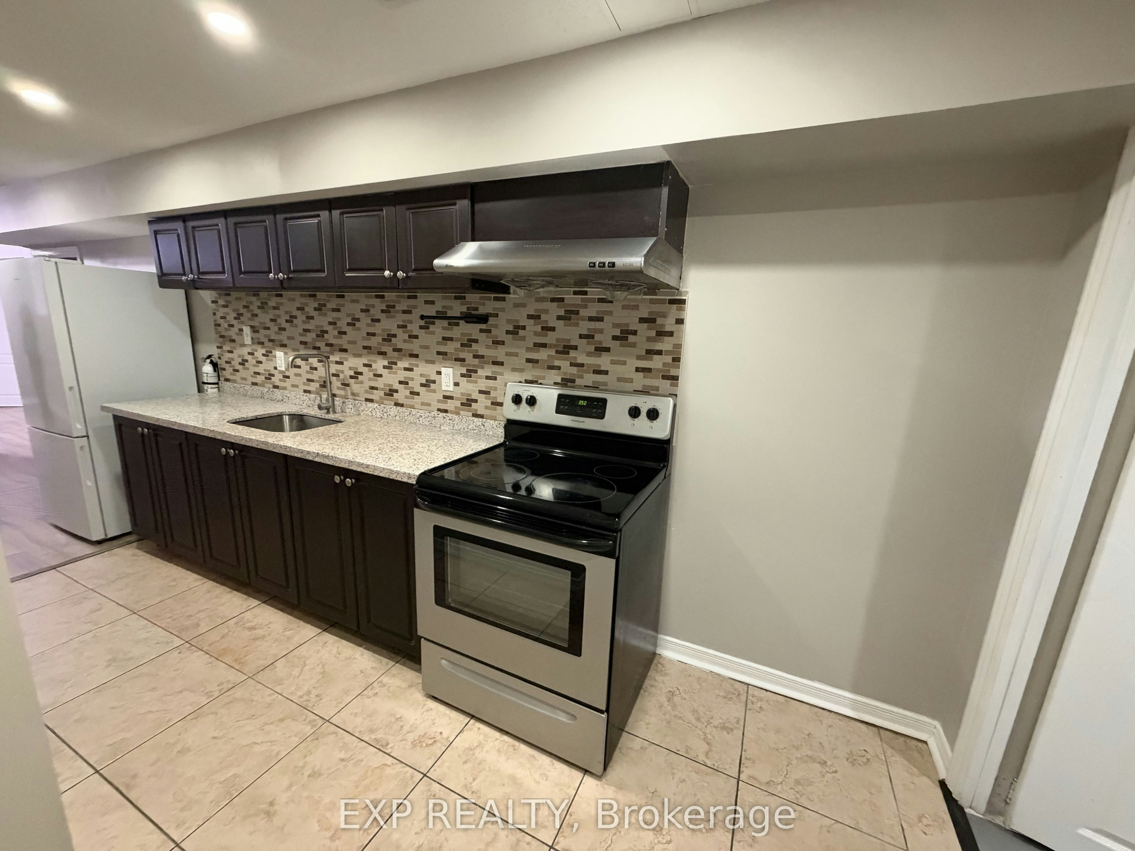 25 Portstewart Crescent, Brampton, ON, L6X 0P5 - 3