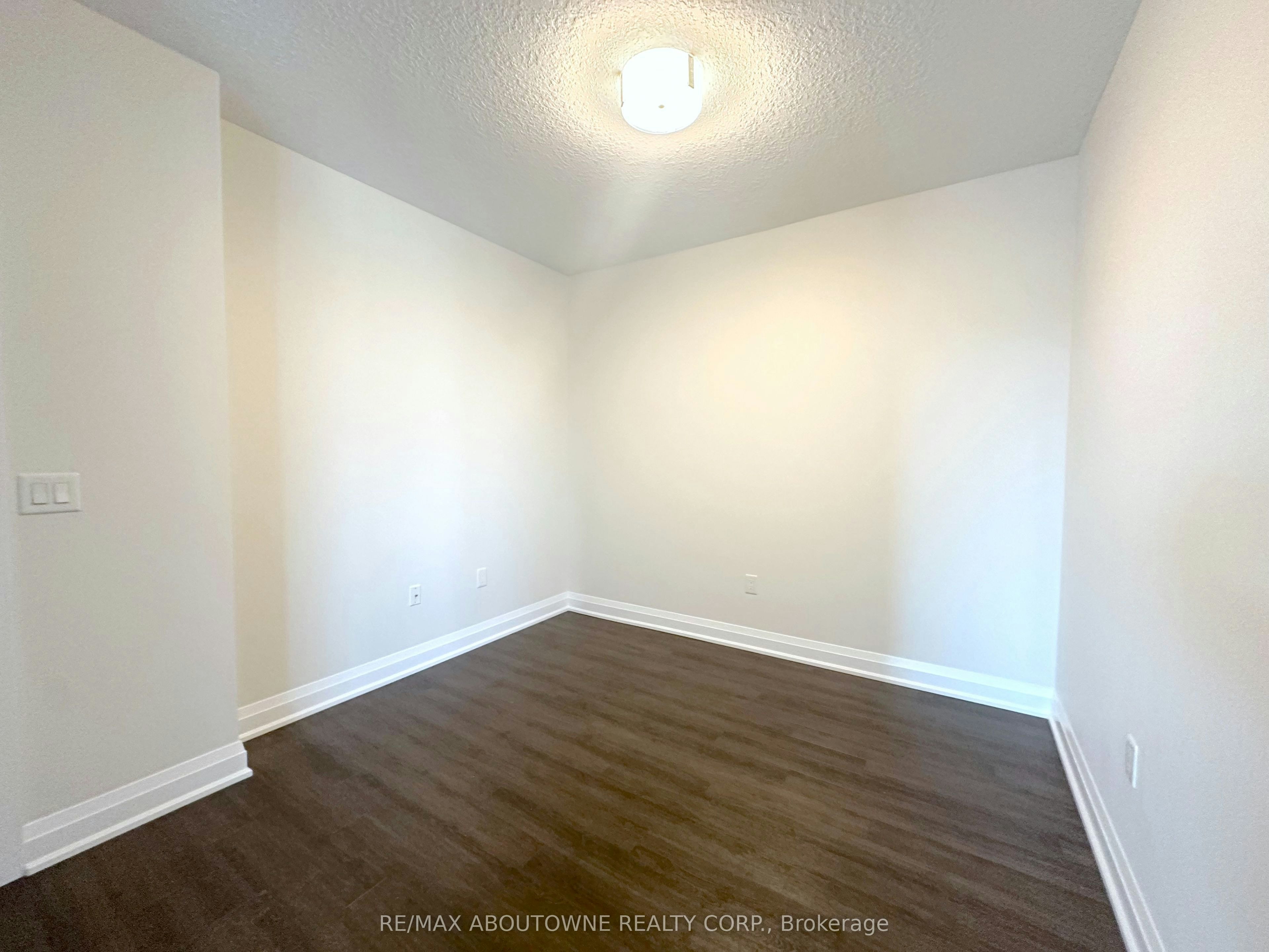 605-2333 Taunton Road, Oakville, ON, L6H 0N5 - 15