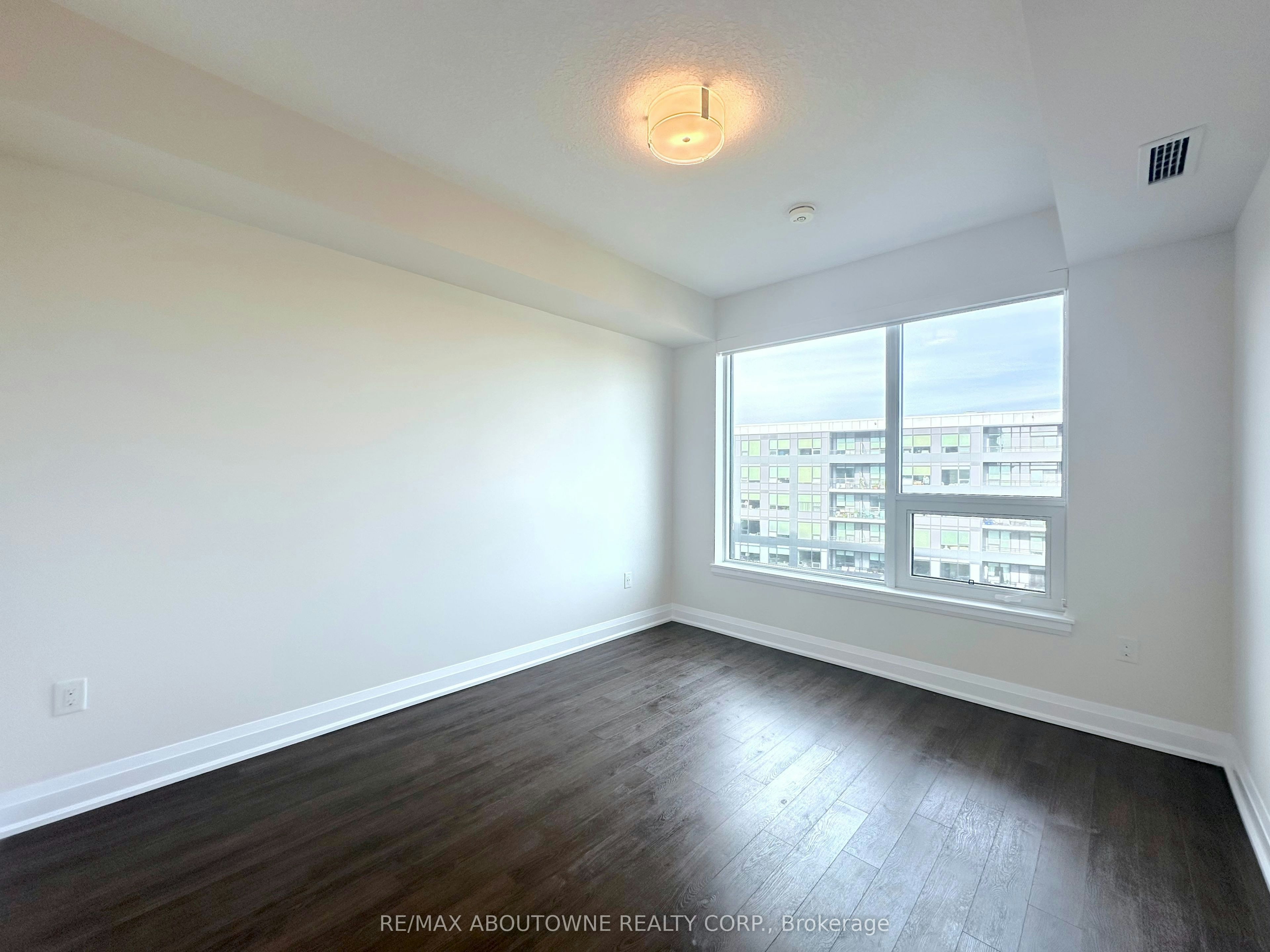 605-2333 Taunton Road, Oakville, ON, L6H 0N5 - 8
