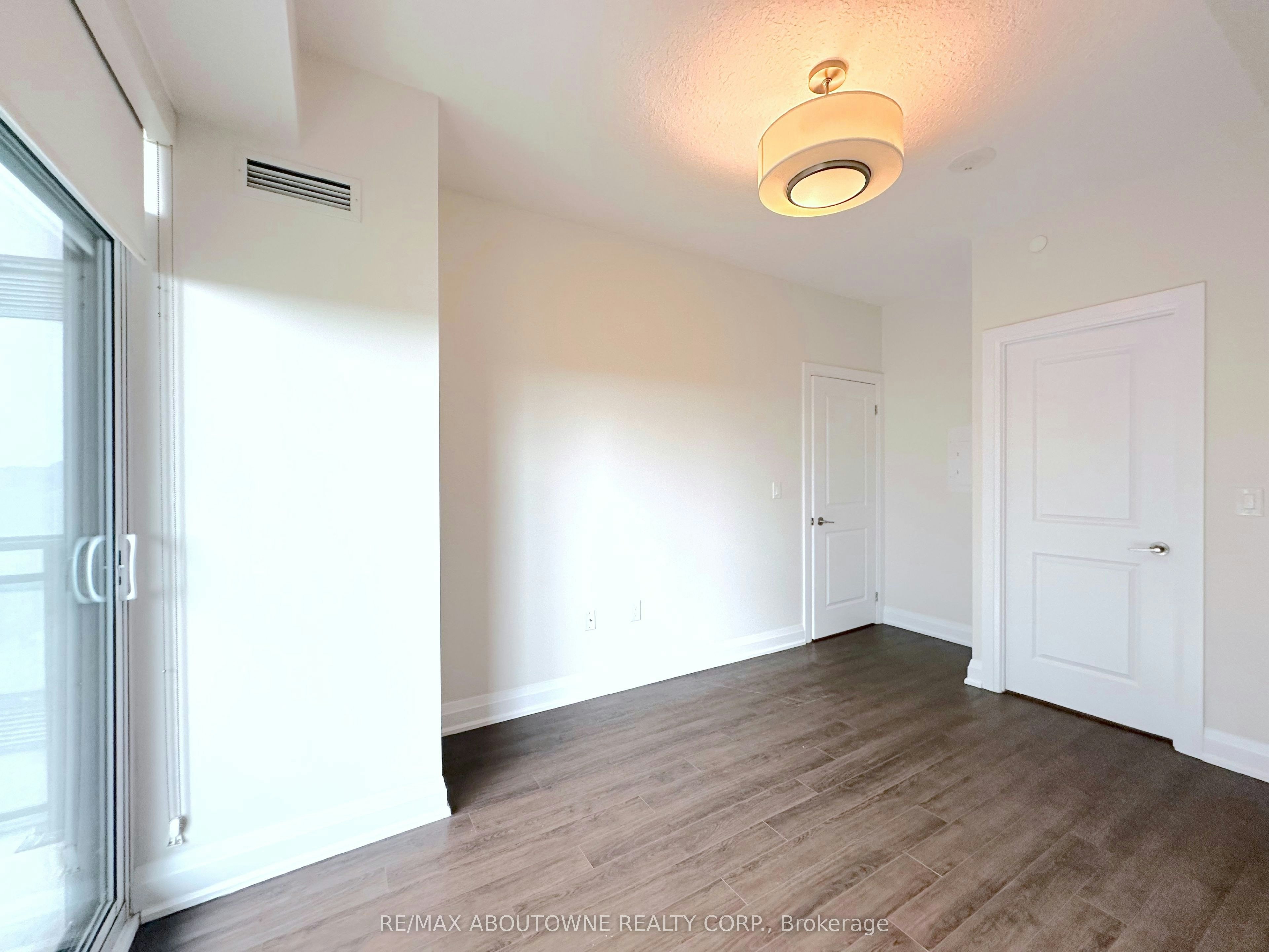 533-2333 Taunton Road, Oakville, ON, L6H 0N5 - 8
