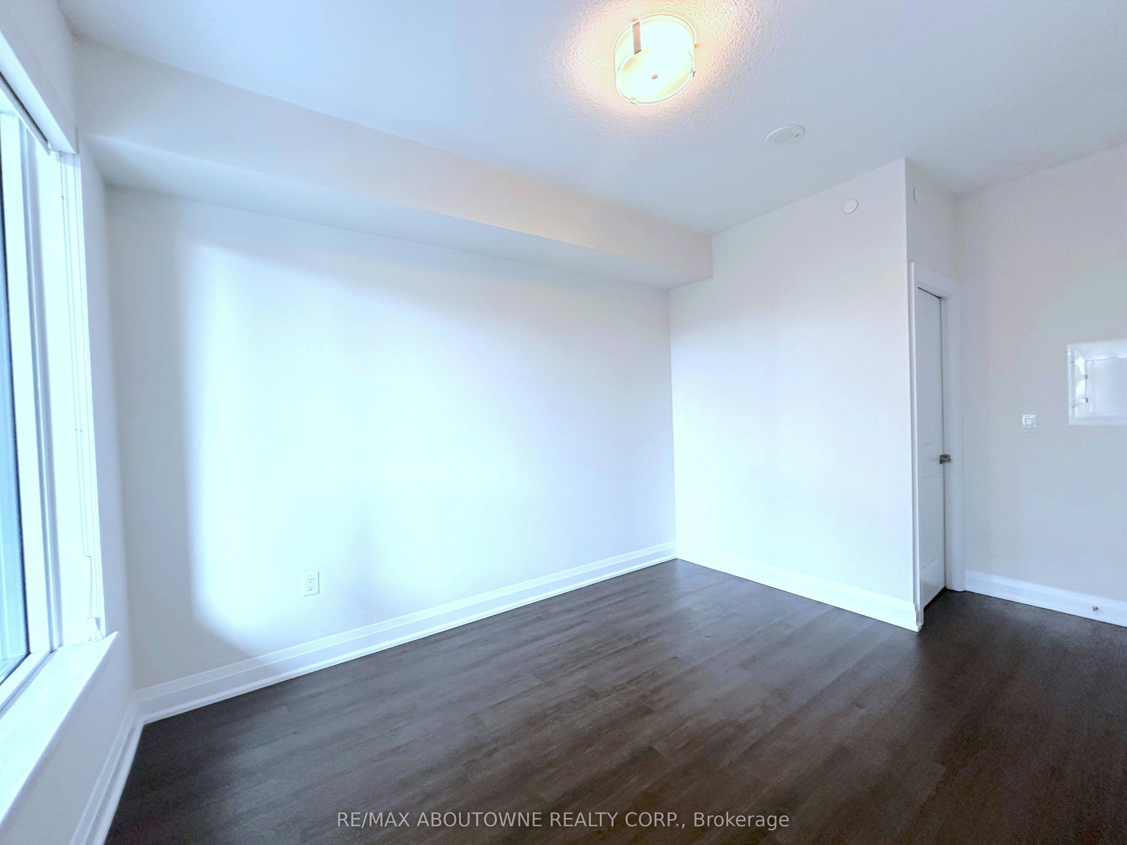 317-2333 Taunton Road, Oakville, ON, L6H 0N5 - 9