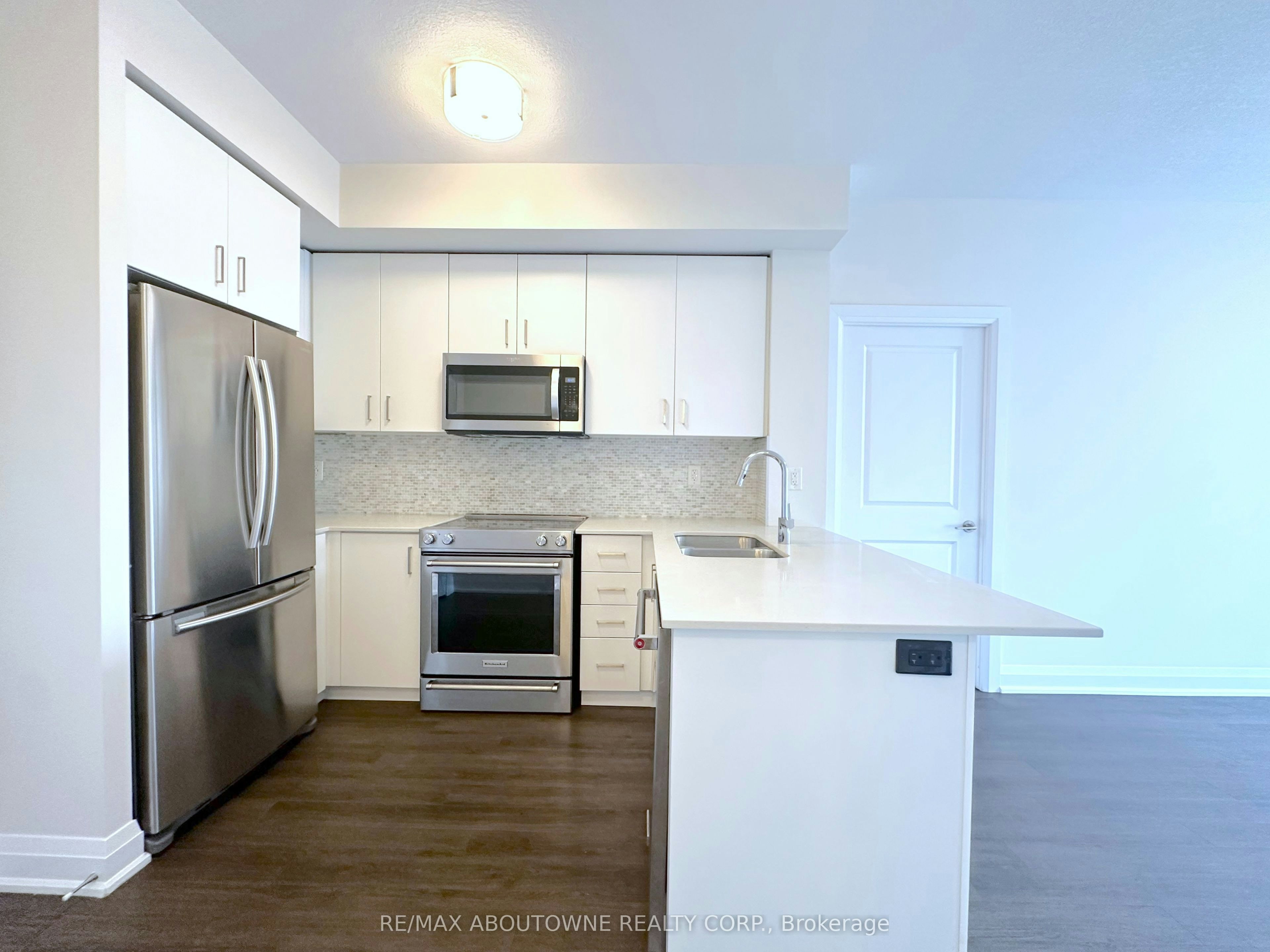 317-2333 Taunton Road, Oakville, ON, L6H 0N5 - 2