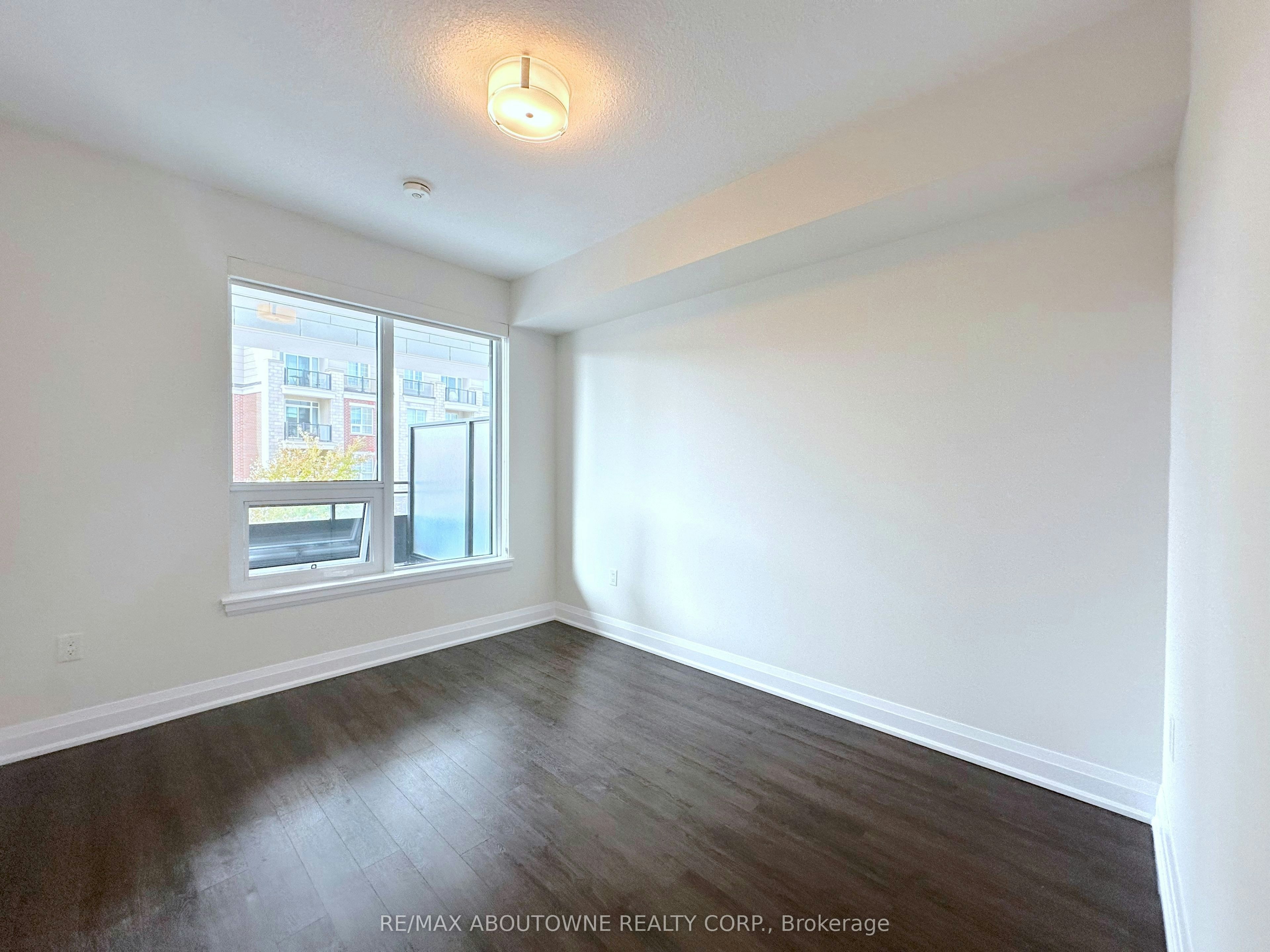 317-2333 Taunton Road, Oakville, ON, L6H 0N5 - 8