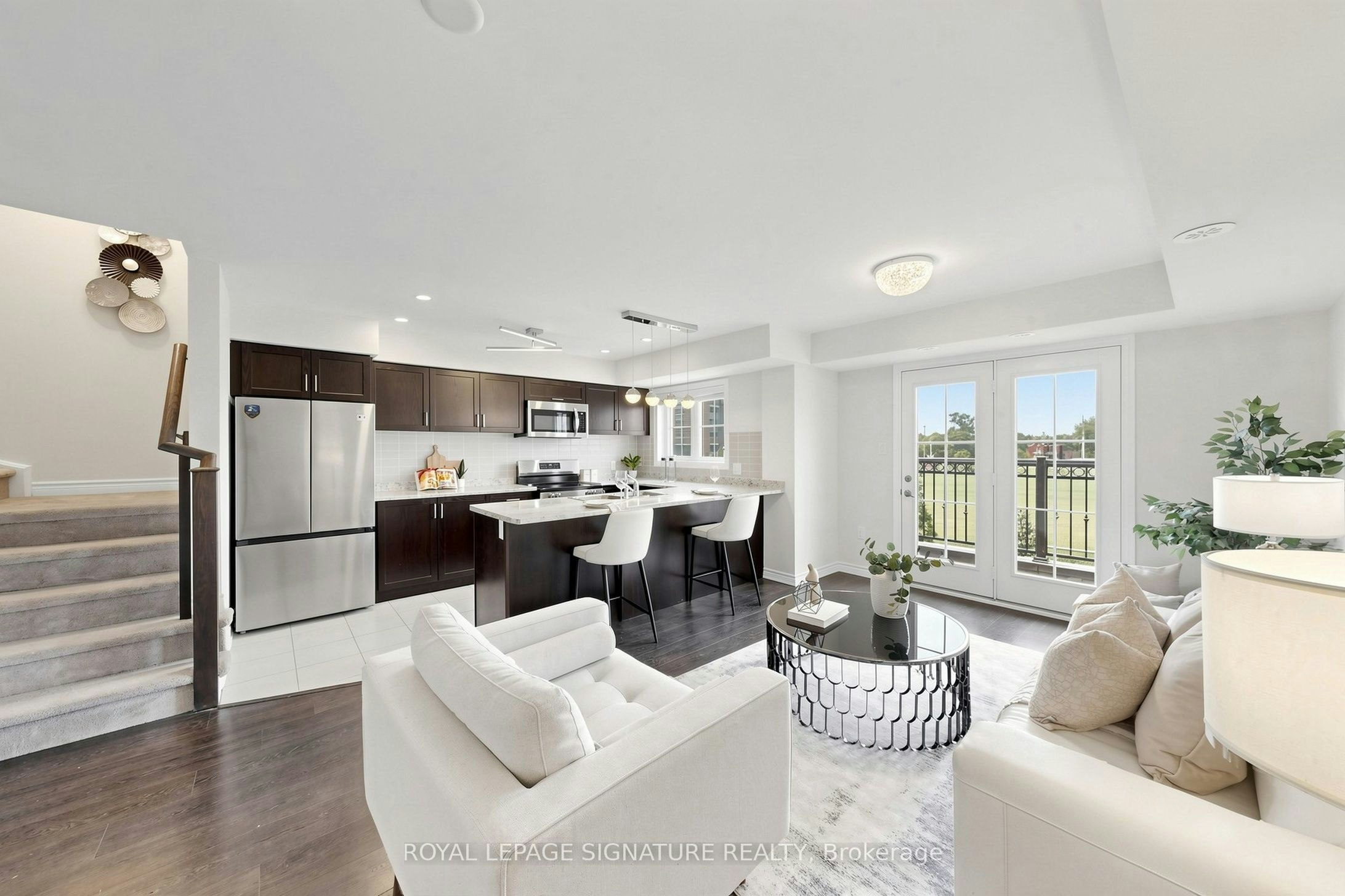 11-2441 Greenwich Drive, Oakville, ON, L6M 0S3