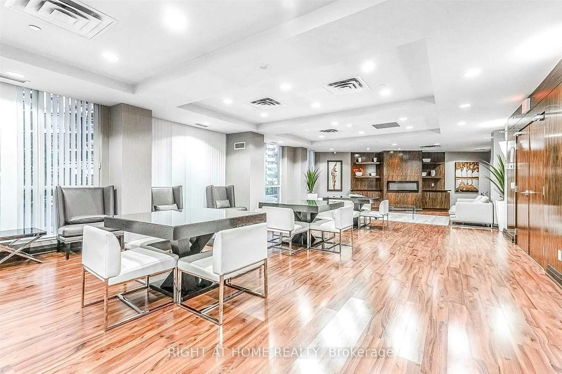 711-1 Michael Power Place, Toronto, ON, M9A 0A1 - 12