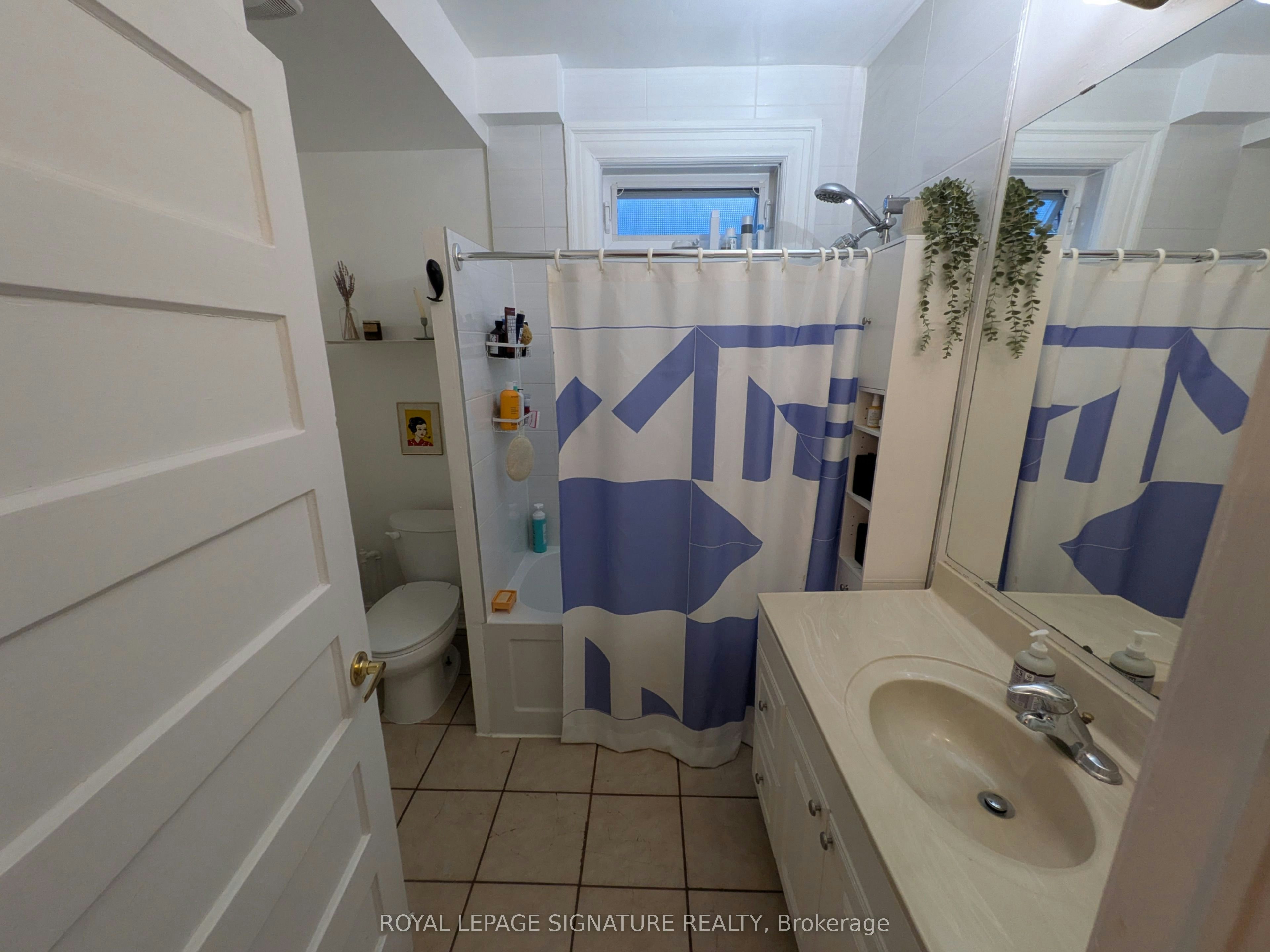 2nd Floor Unit-255 Indian Road, Toronto, ON, M6R 2X3 - 8