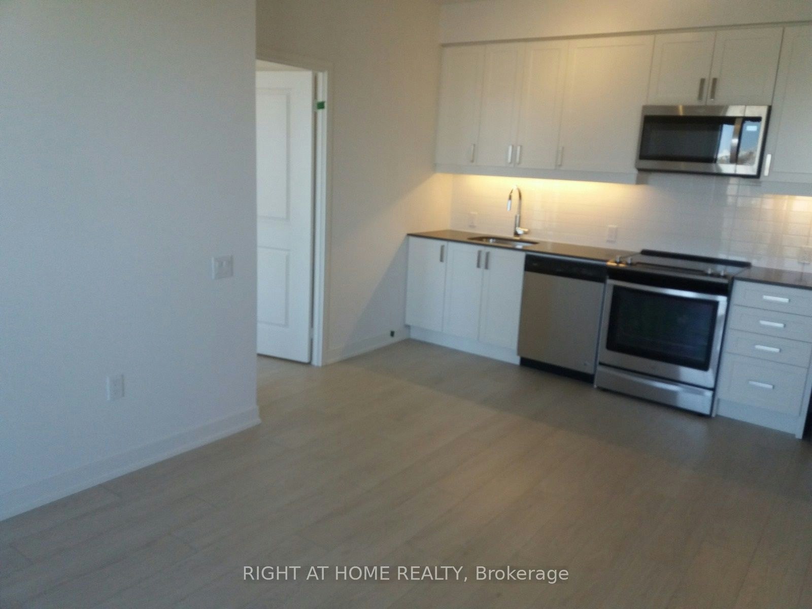 2103-8 Nahani Way, Mississauga, ON, L4Z 0C6 - 7