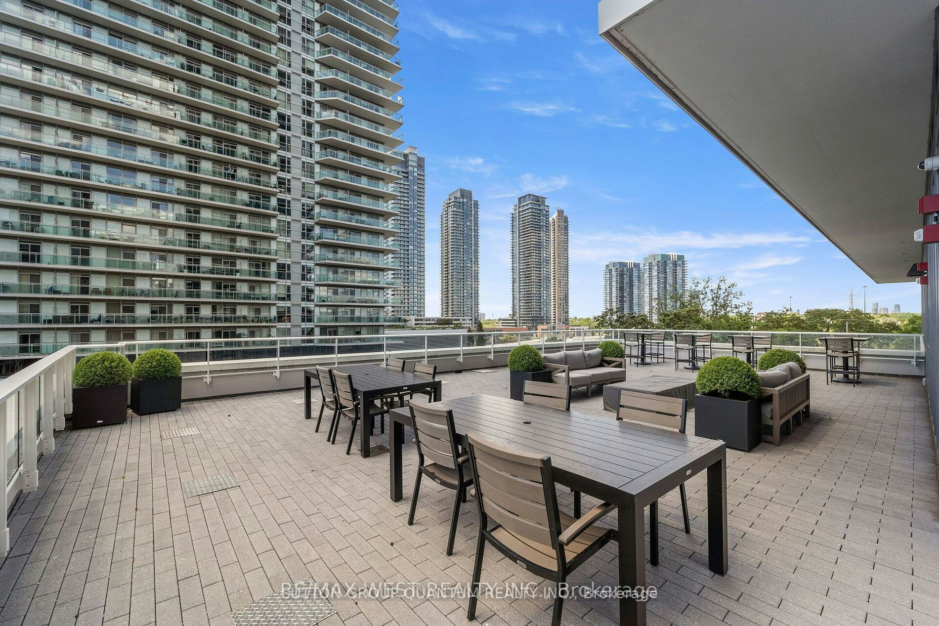 1706-70 Annie Craig Drive, Toronto, ON, M8V 0G2 - 17