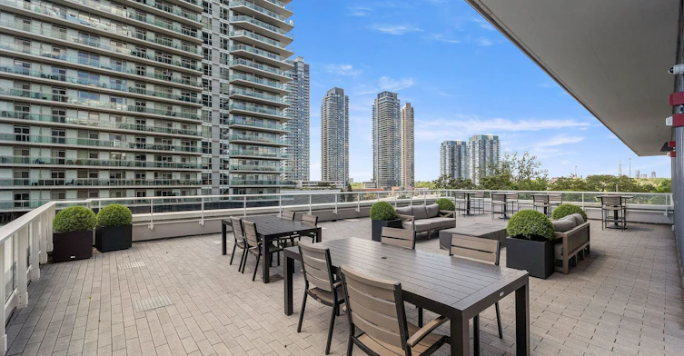 1706-70 Annie Craig Drive, Toronto, ON, M8V 0G2 - 17