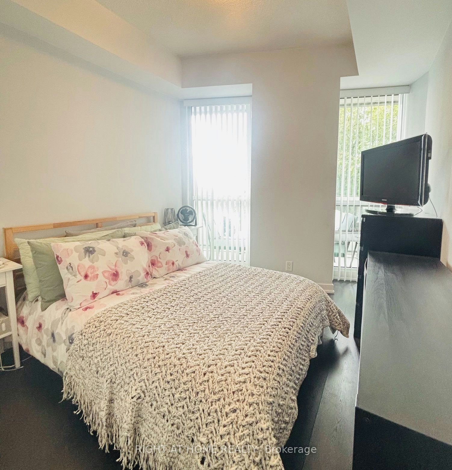 502-2212 Lake Shore Boulevard W, Toronto, ON, M8V 0C2 - 11