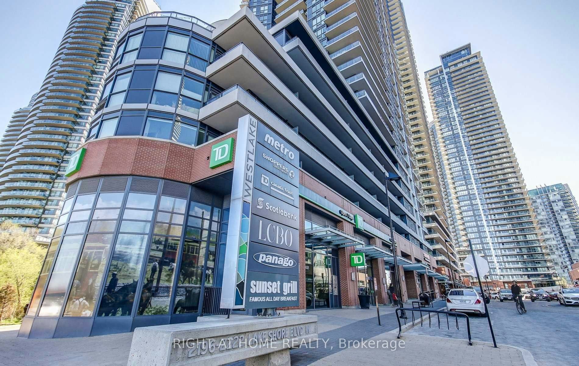 502-2212 Lake Shore Boulevard W, Toronto, ON, M8V 0C2 - 3