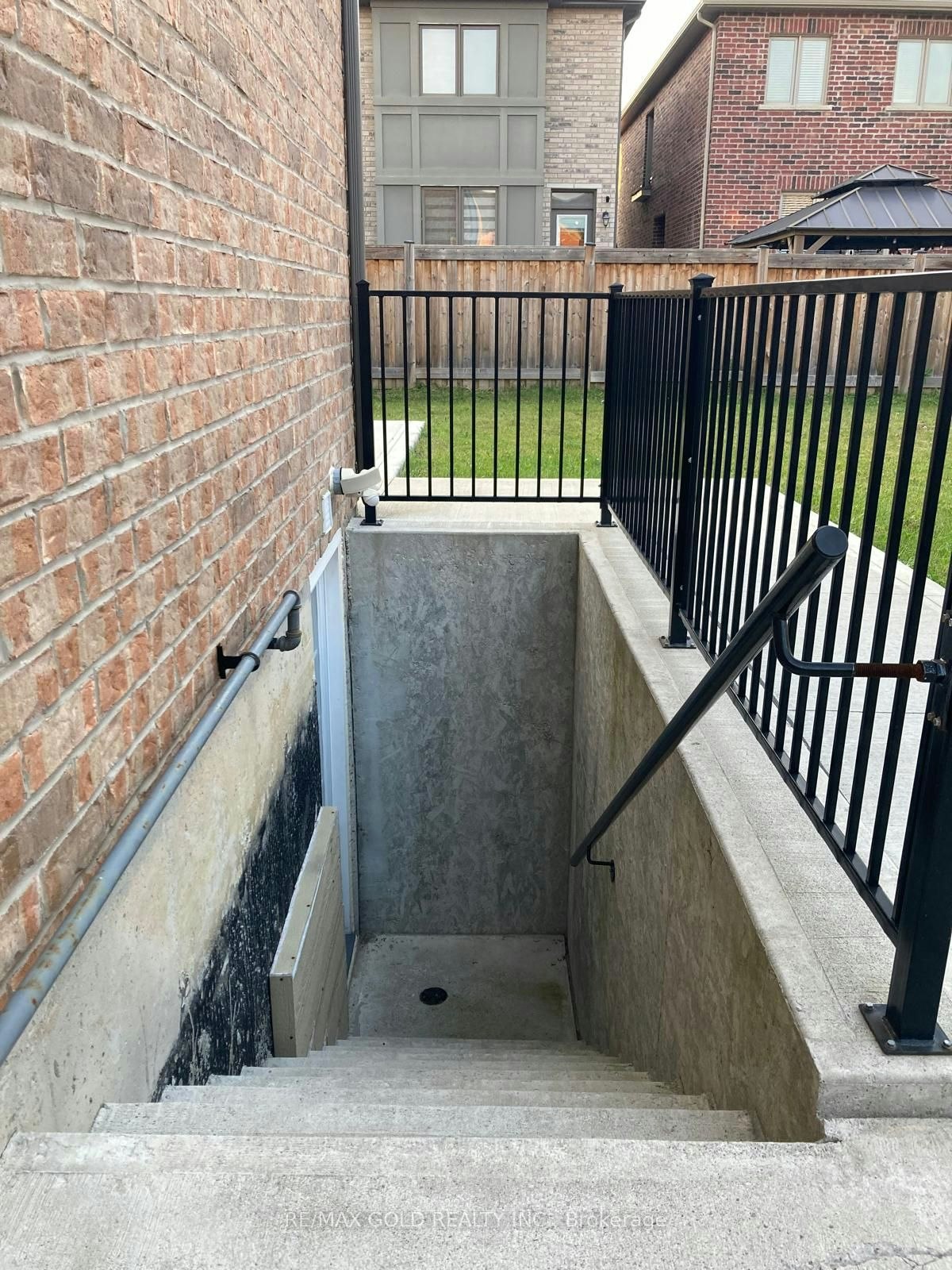 BSMT-36 Cyclone Trail, Brampton, ON, L7A 5E7 - 10