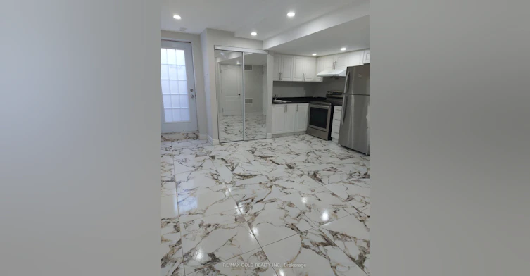 BSMT-36 Cyclone Trail, Brampton, ON, L7A 5E7 - 4