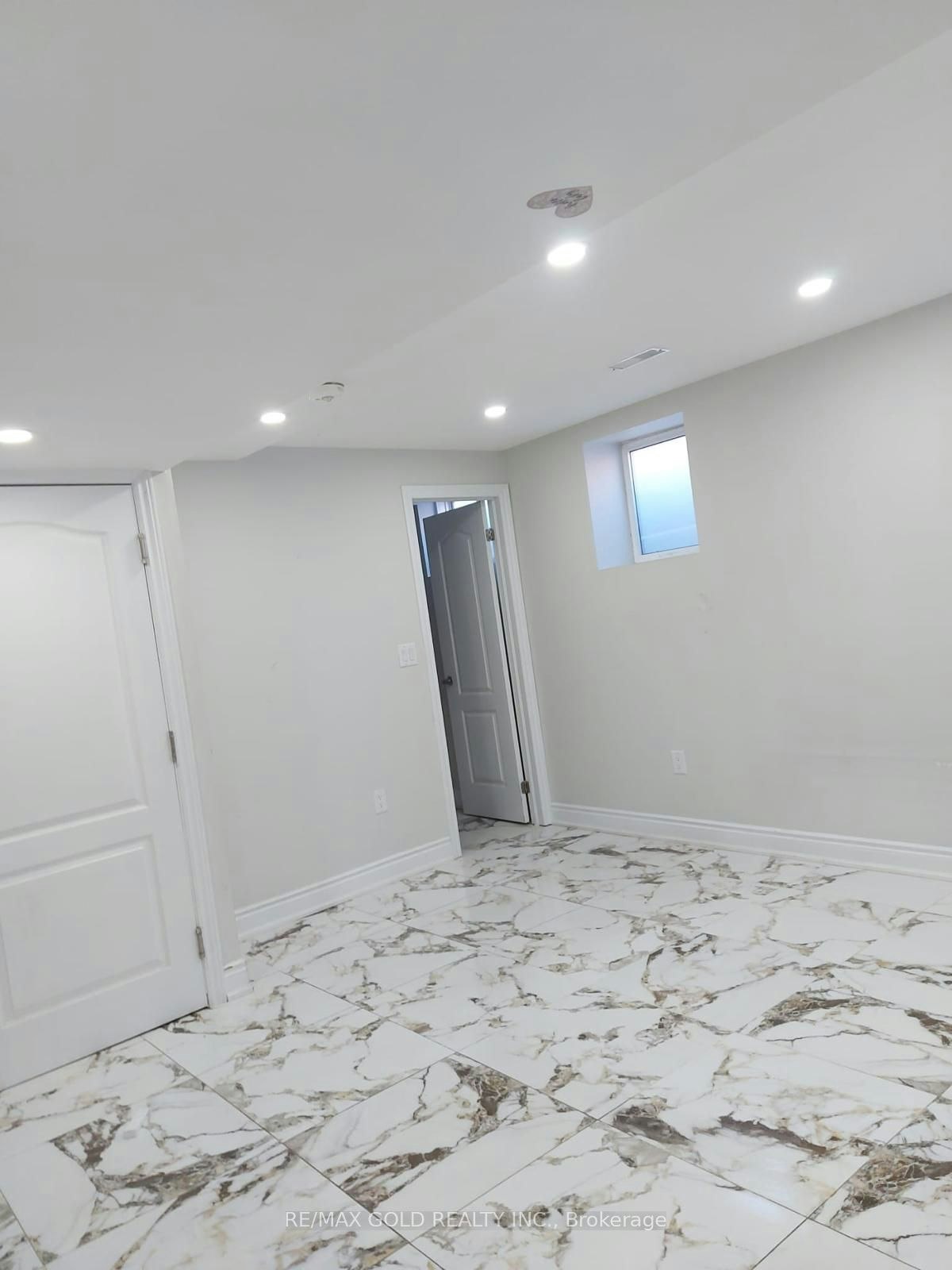 BSMT-36 Cyclone Trail, Brampton, ON, L7A 5E7 - 2