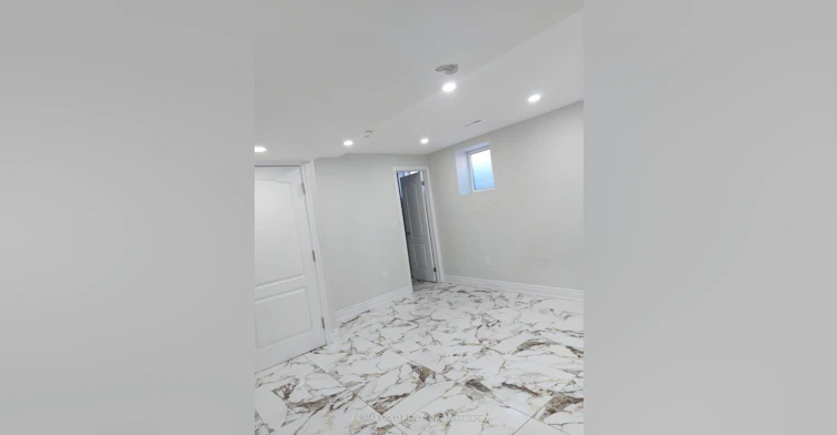 BSMT-36 Cyclone Trail, Brampton, ON, L7A 5E7 - 2
