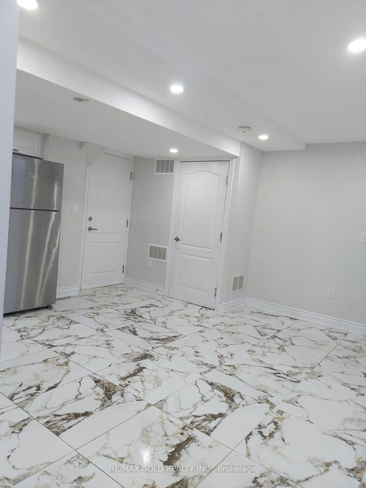 BSMT-36 Cyclone Trail, Brampton, ON, L7A 5E7 - 8
