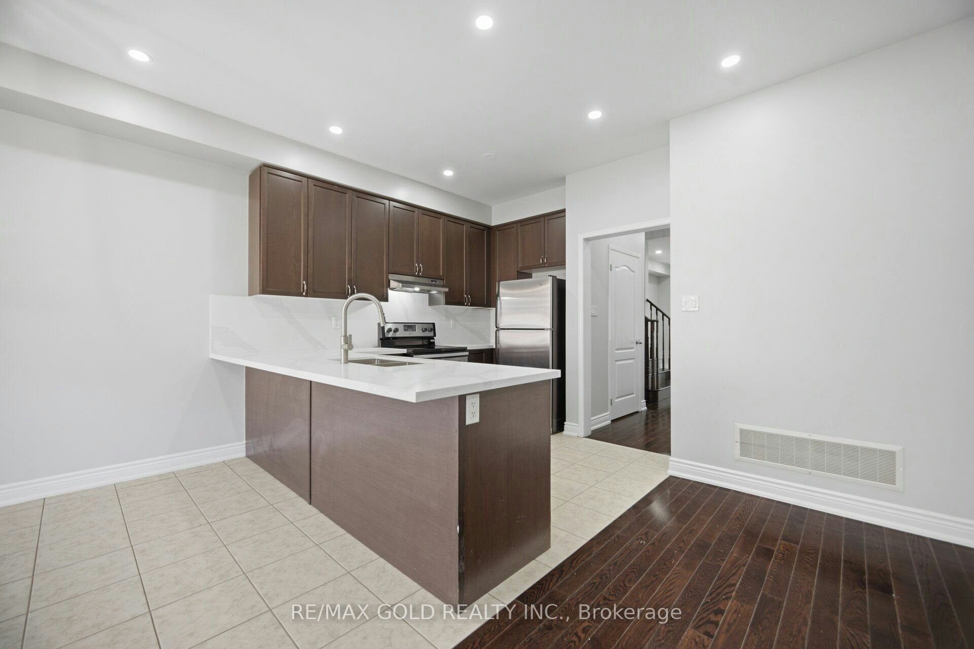 55 Loftsmoor Drive, Brampton, ON, L6R 3R7 - 13