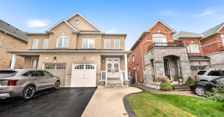 49 Campwood Crescent, Brampton, ON, L6P 3S6
