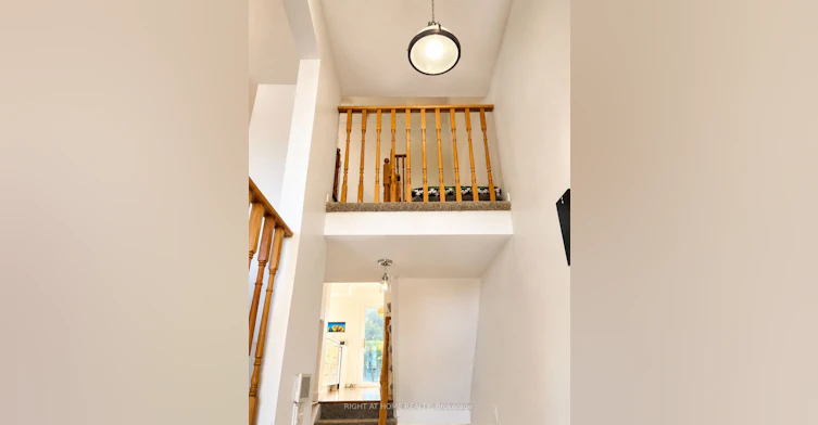 371 Fairgate Way, Oakville, ON, L6H 6Y1 - 3