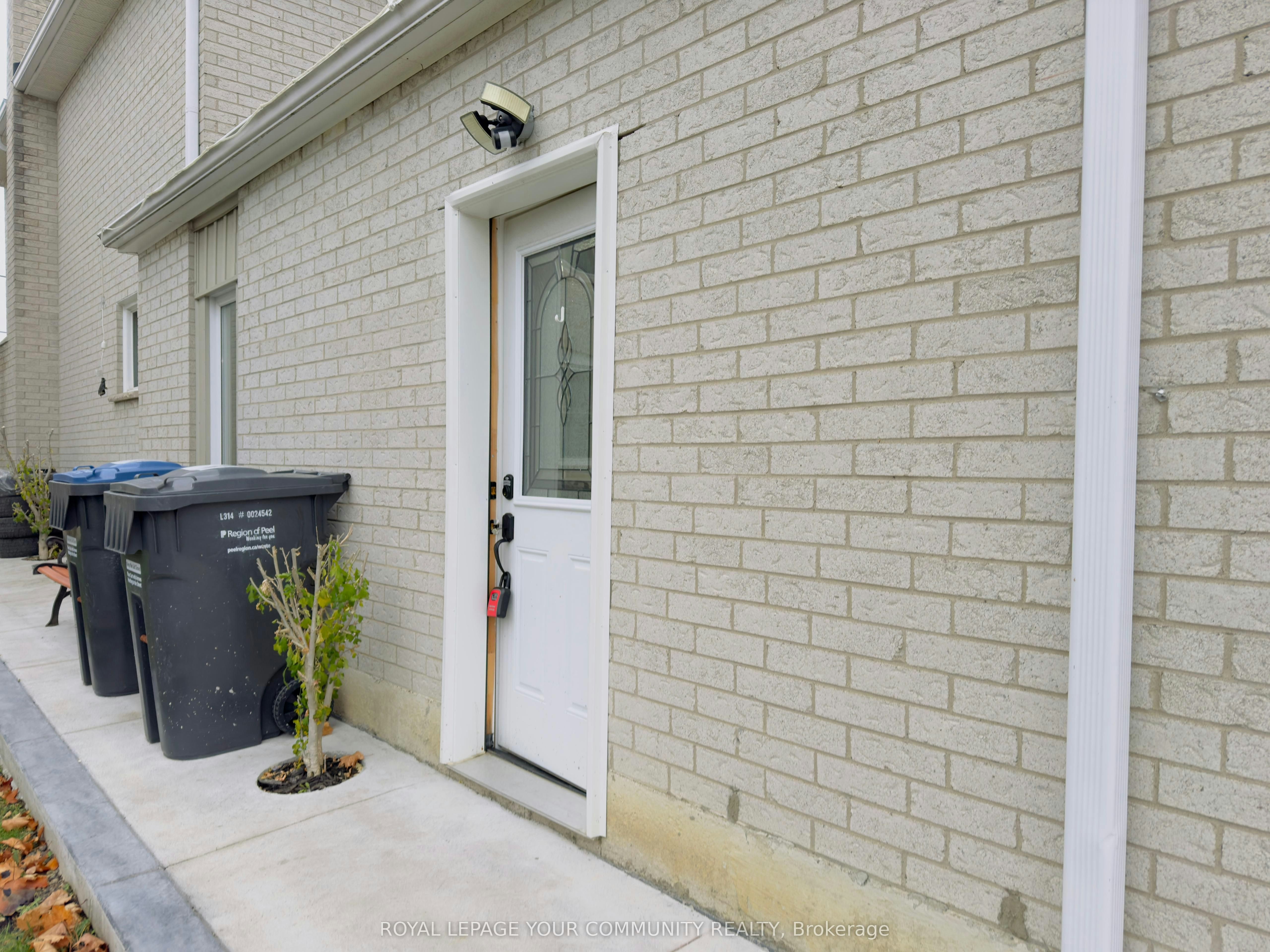Bsmt-24 Nasmith Street, Brampton, ON, L6S 4Y8 - 2