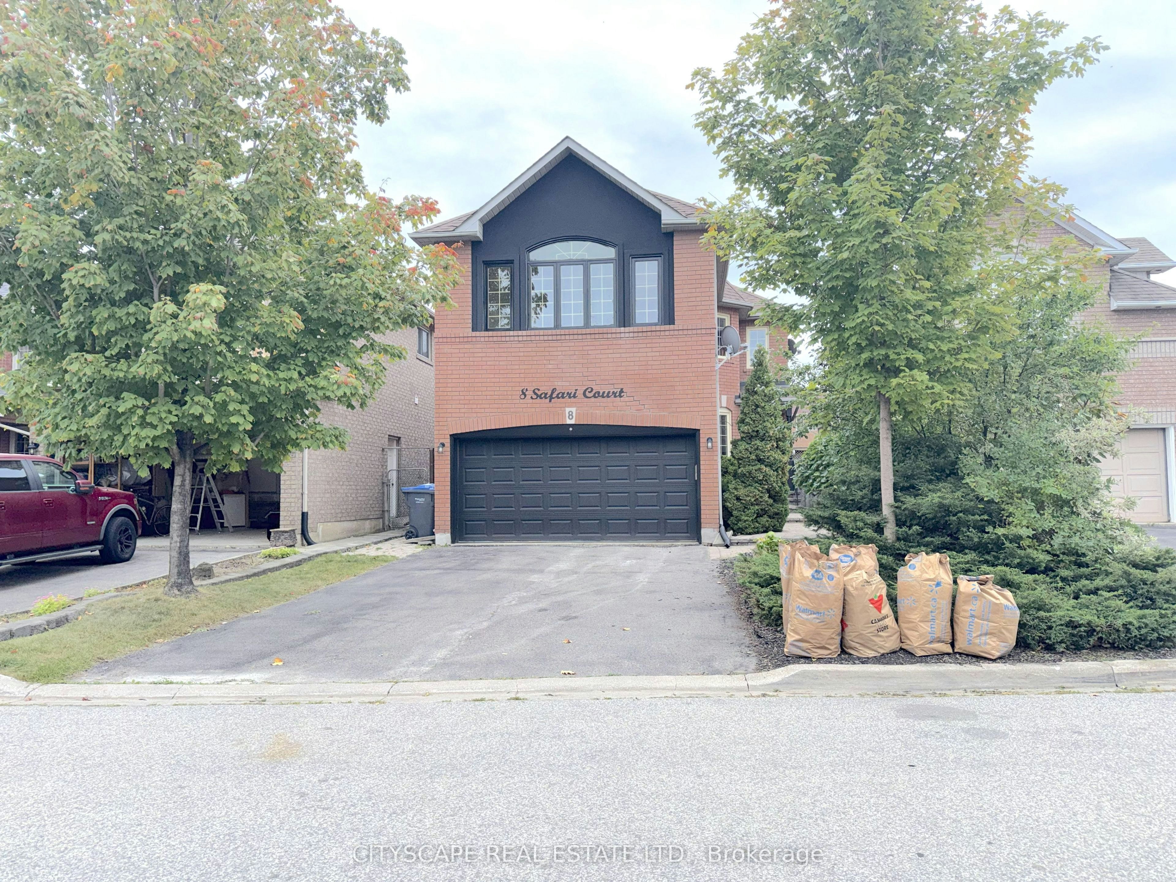 8 Safari Court, Brampton, ON, L7A 1G8