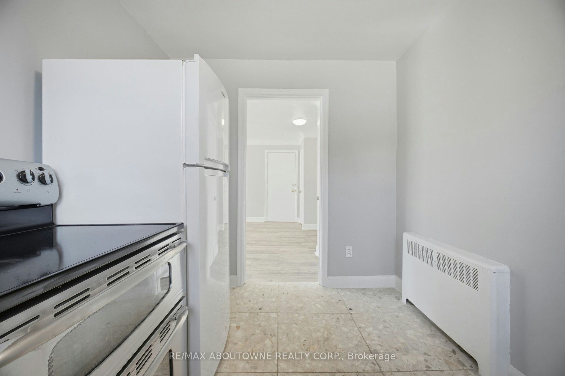 1-1047 Churchill Avenue E, Oakville, ON, L6H 2A7 - 14