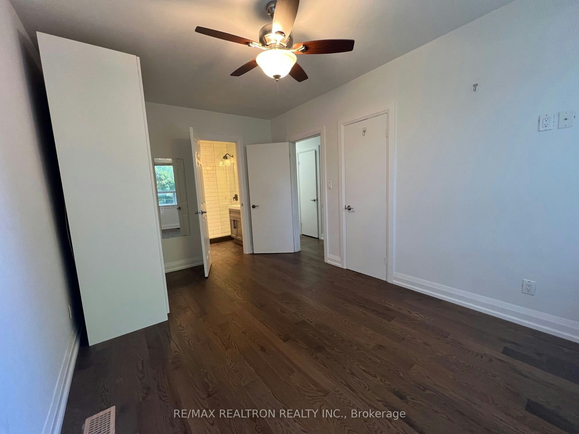 12 Paulart Drive, Toronto, ON, M9B 3V4 - 8