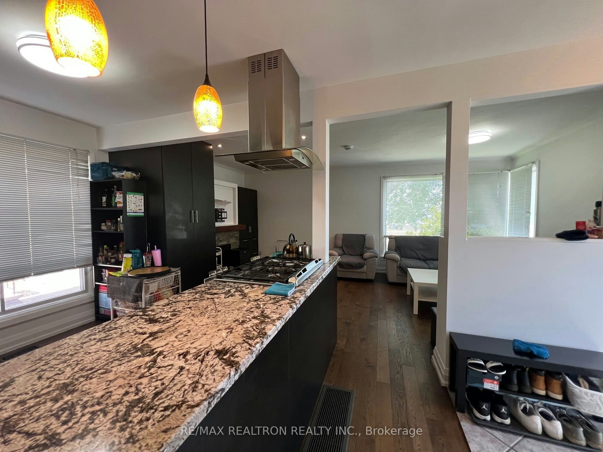 12 Paulart Drive, Toronto, ON, M9B 3V4 - 15
