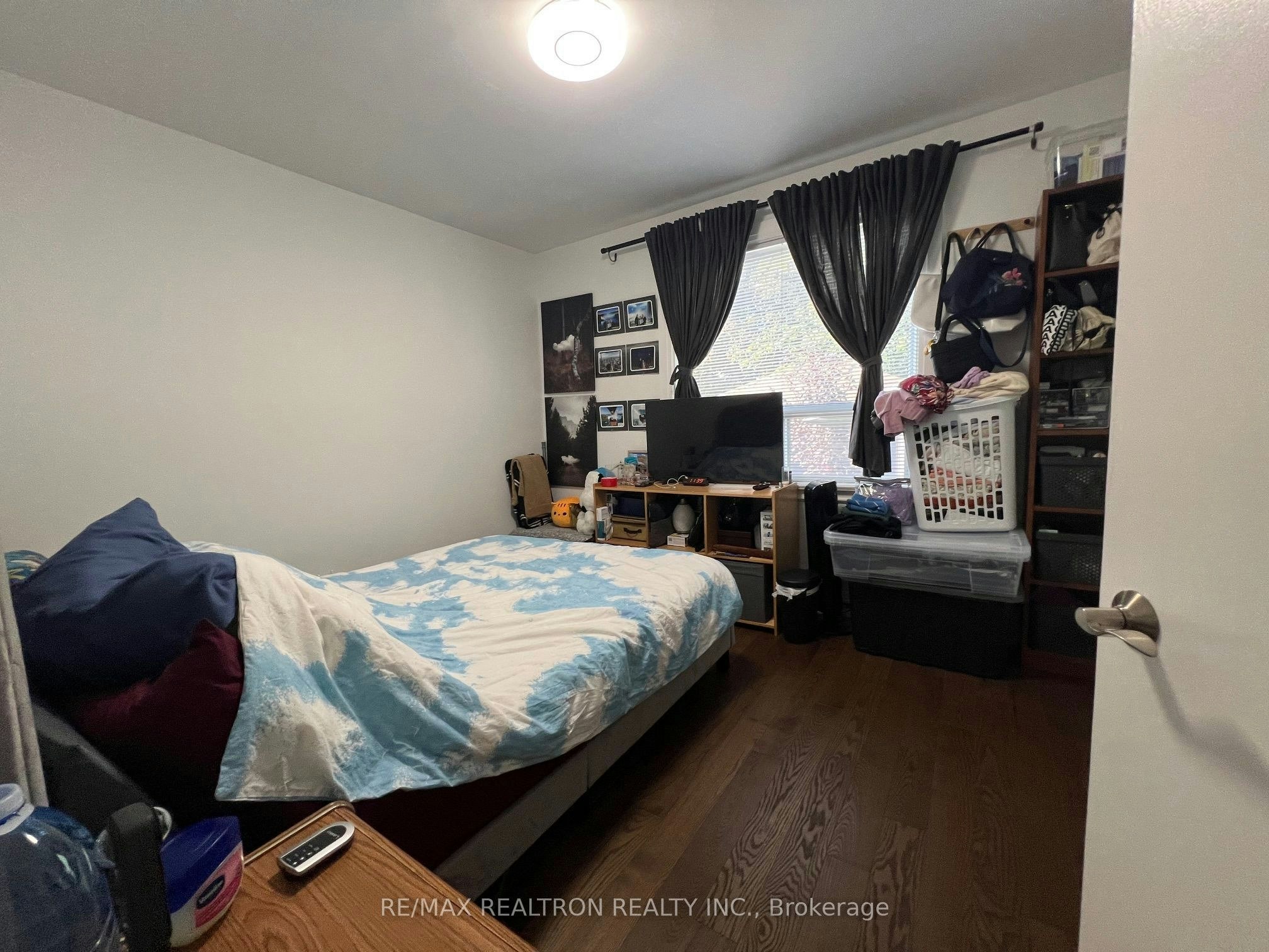 12 Paulart Drive, Toronto, ON, M9B 3V4 - 5
