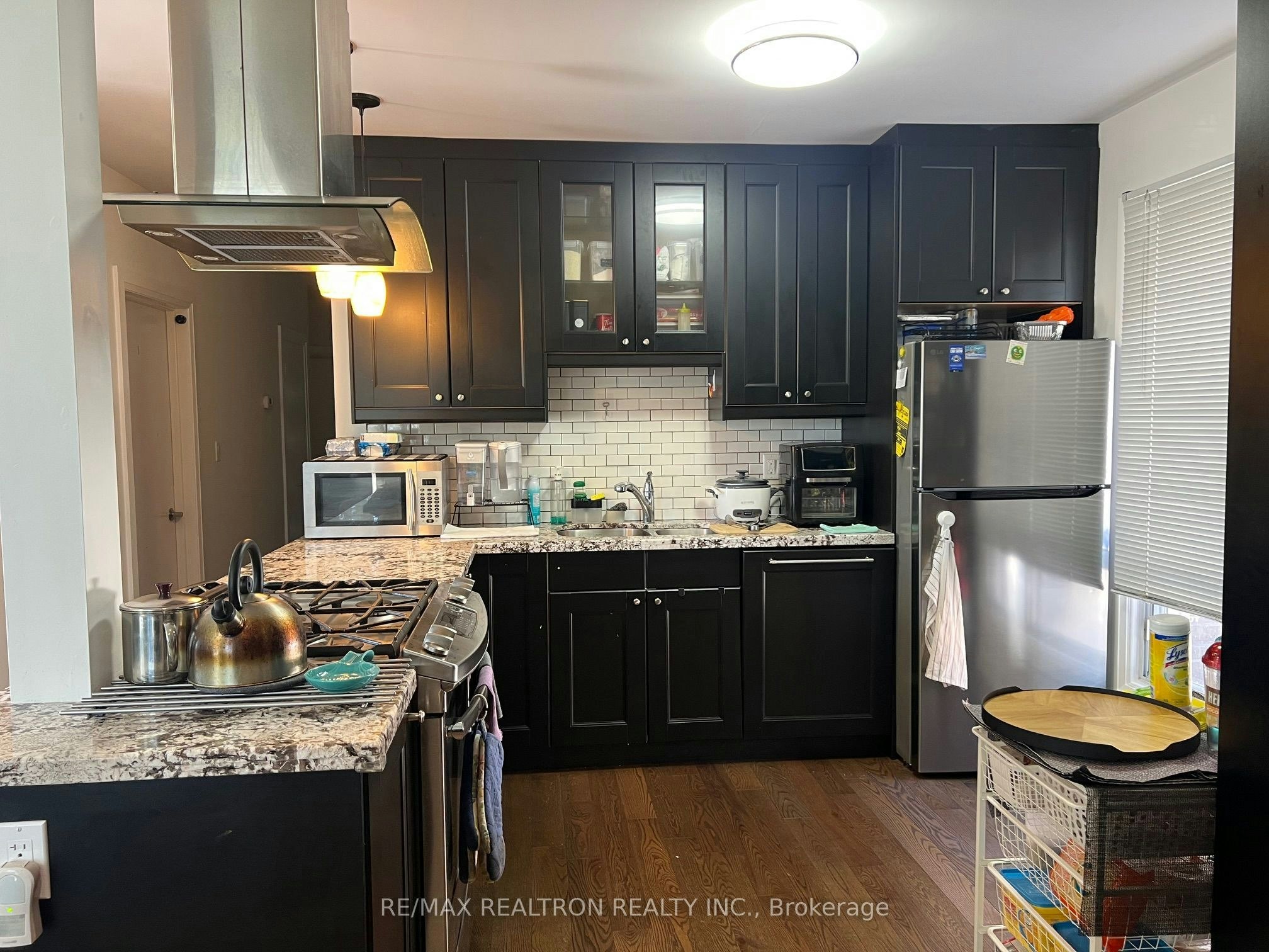 12 Paulart Drive, Toronto, ON, M9B 3V4