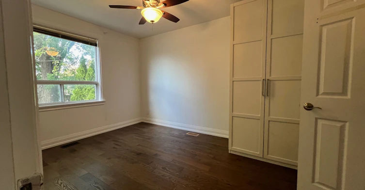 12 Paulart Drive, Toronto, ON, M9B 3V4 - 7